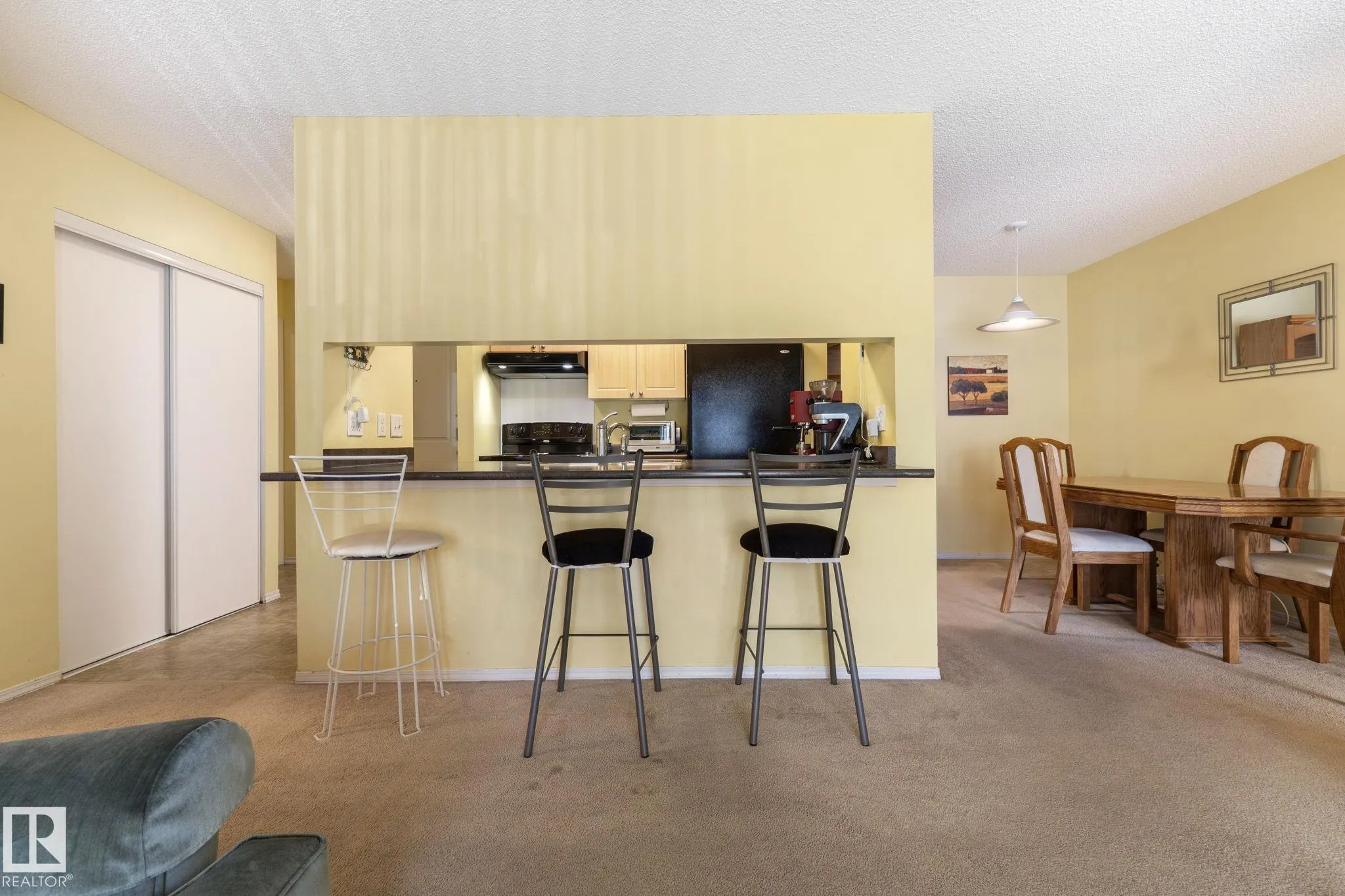 70 WOODSMERE Close