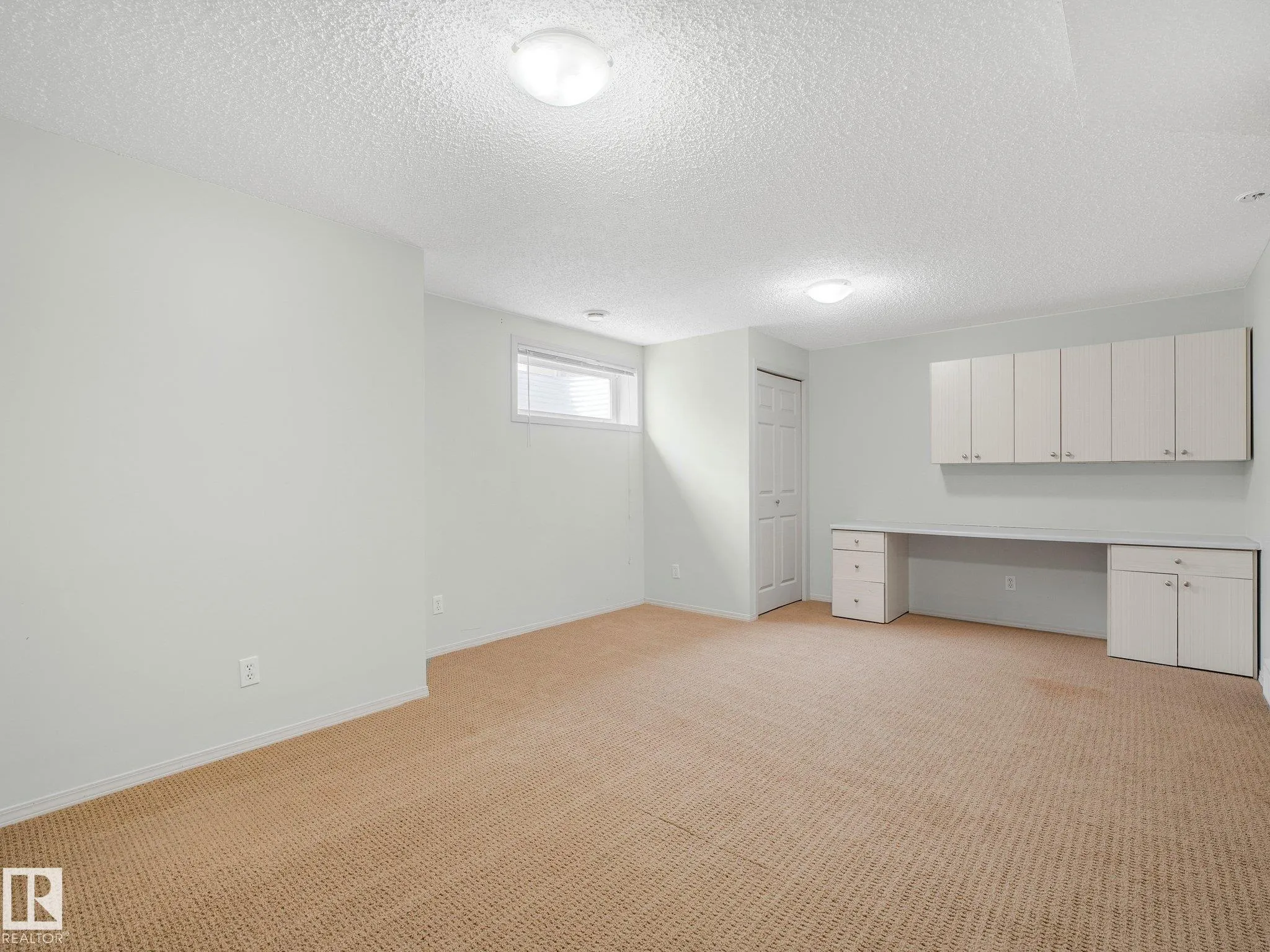 26 ALLARD Way