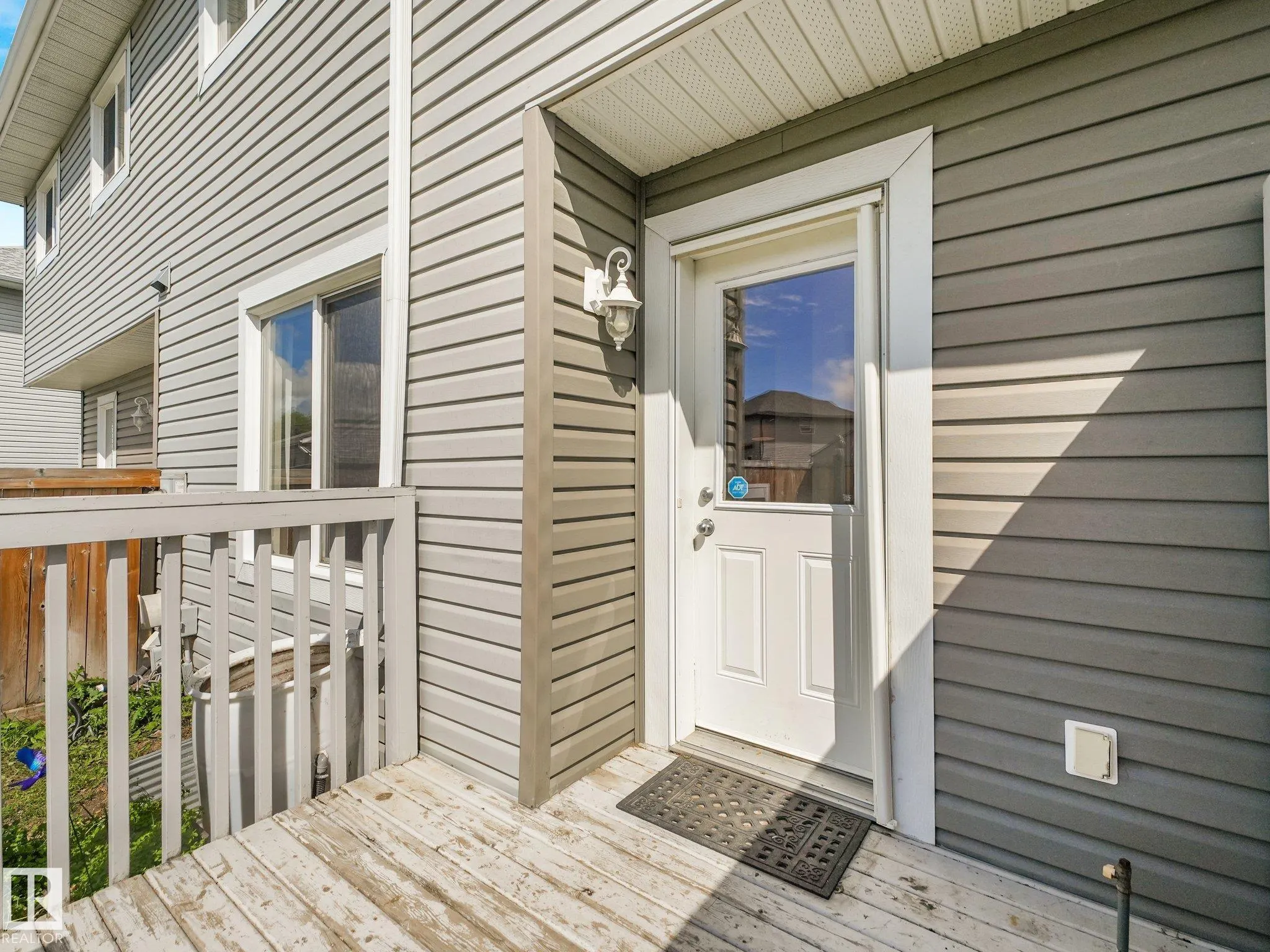 26 ALLARD Way