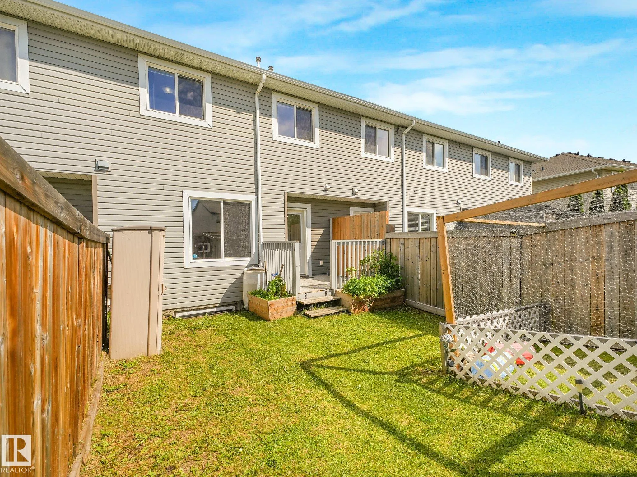 26 ALLARD Way