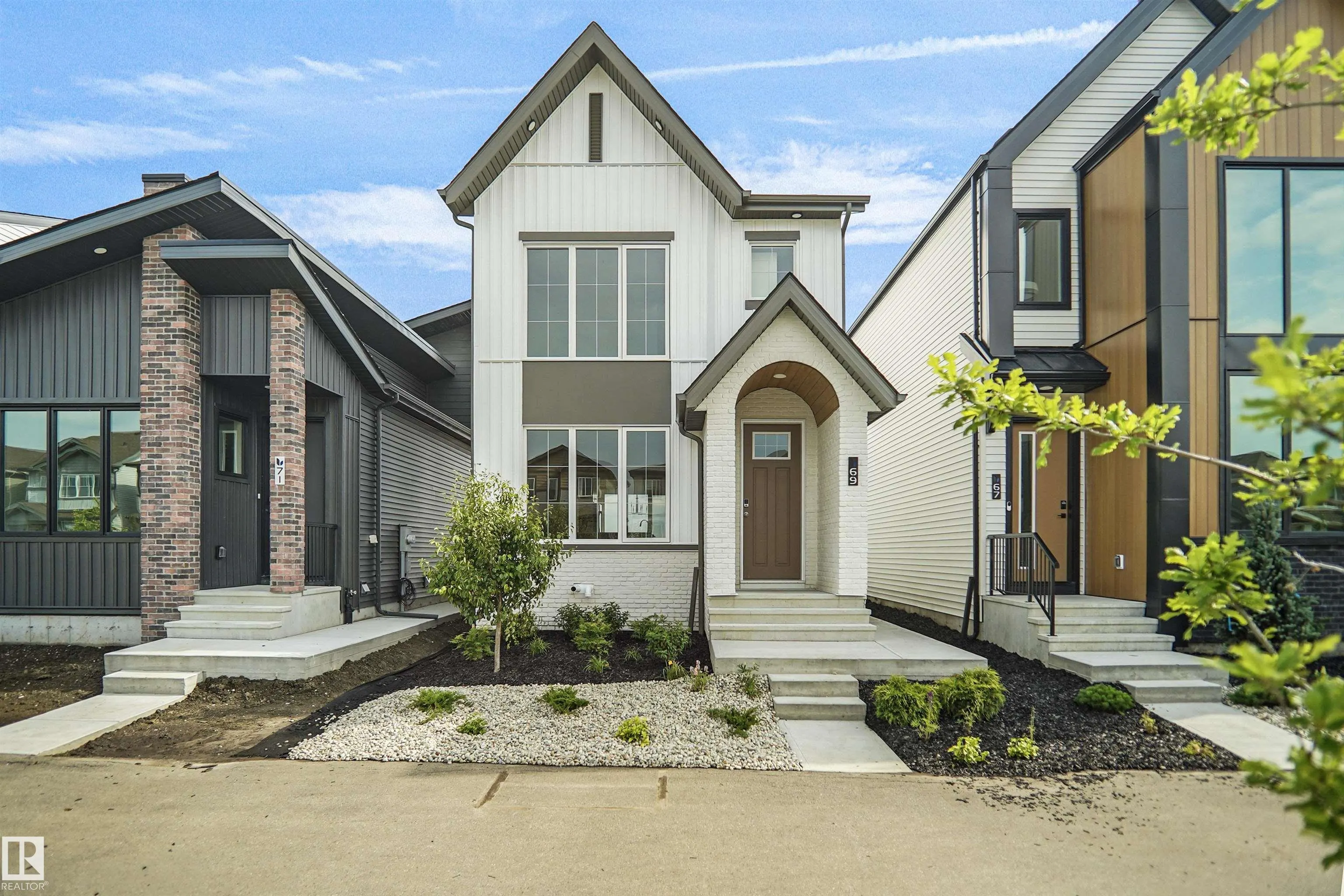 69 SIENNA Boulevard