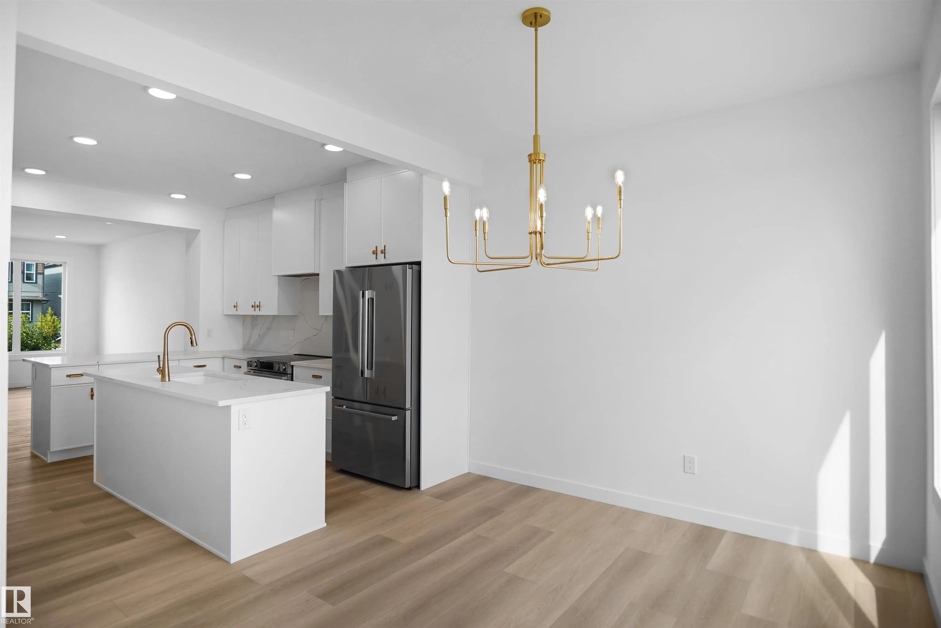 69 SIENNA Boulevard
