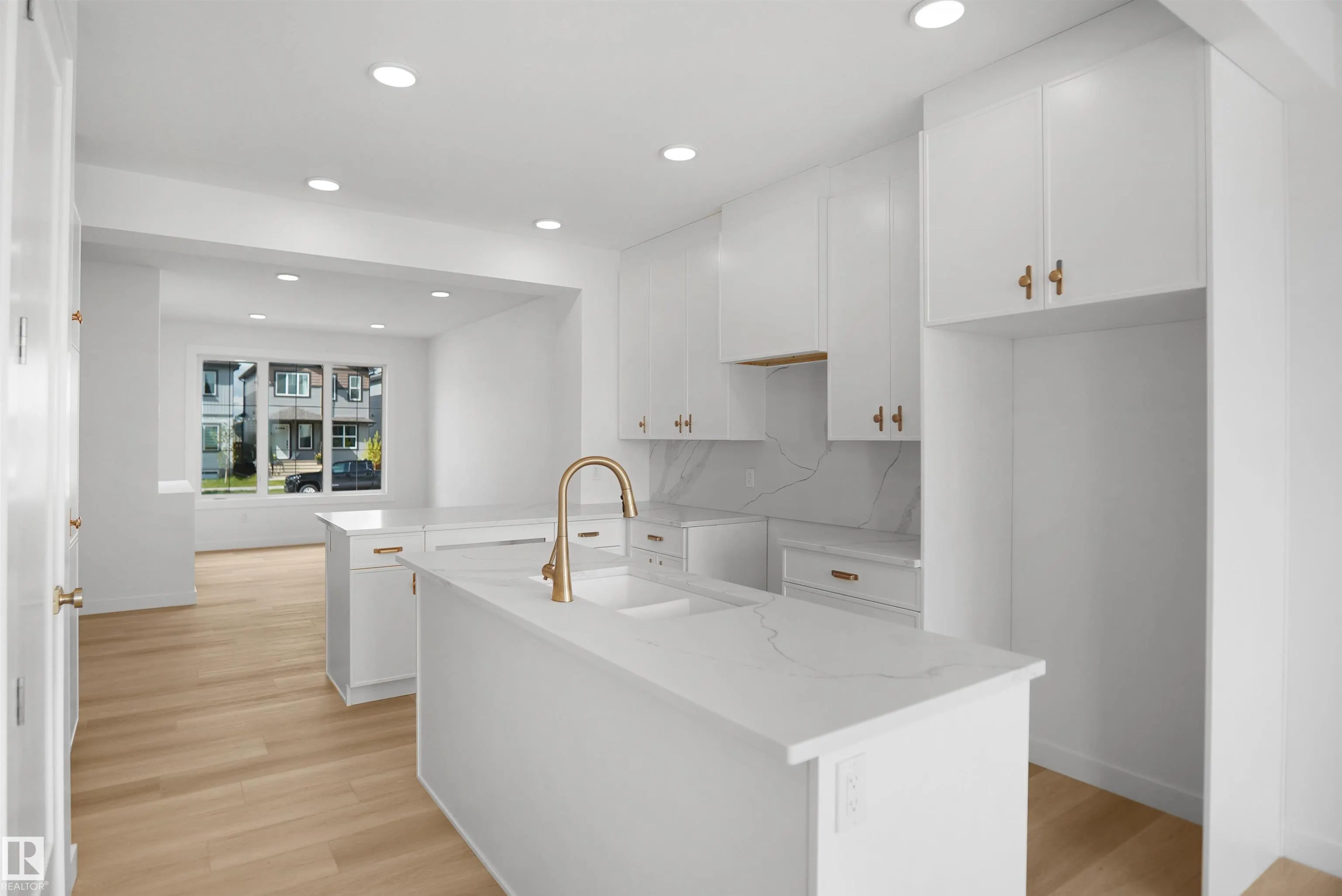 69 SIENNA Boulevard