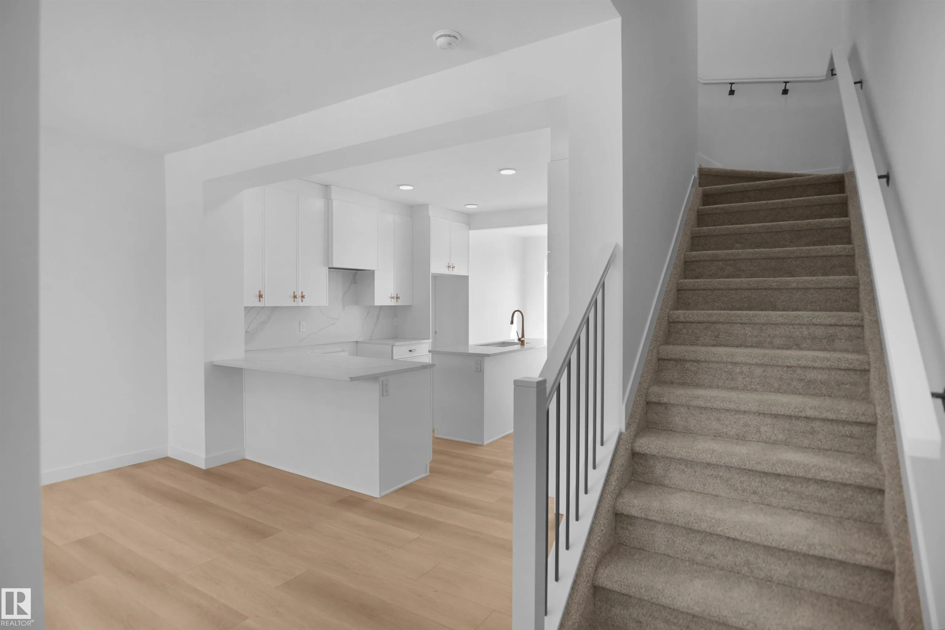 69 SIENNA Boulevard
