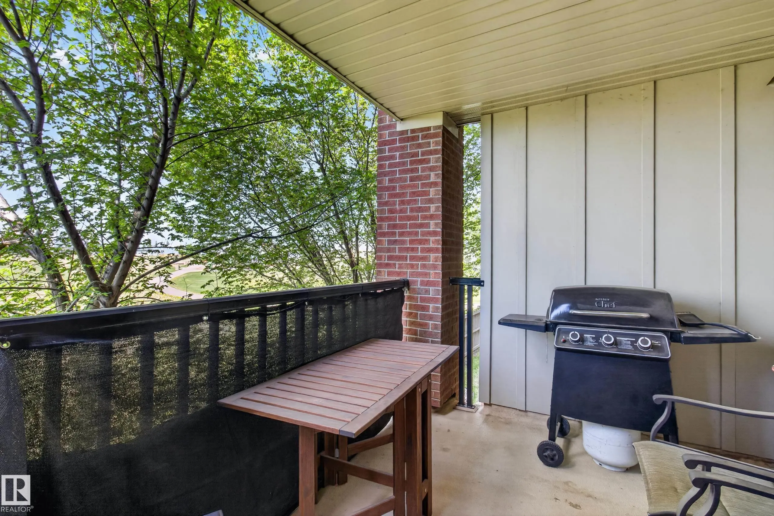 3719 WHITELAW Lane