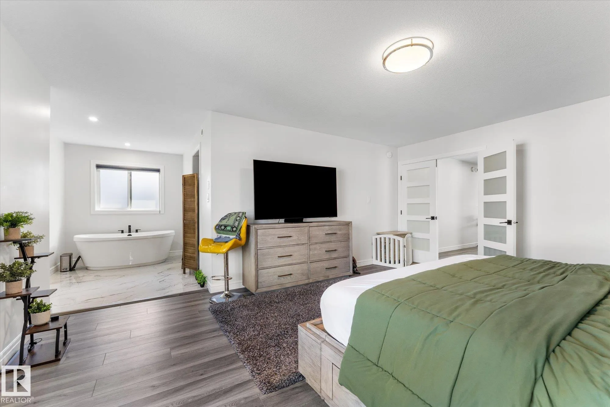 121 GLENRIDDING RAVINE Road
