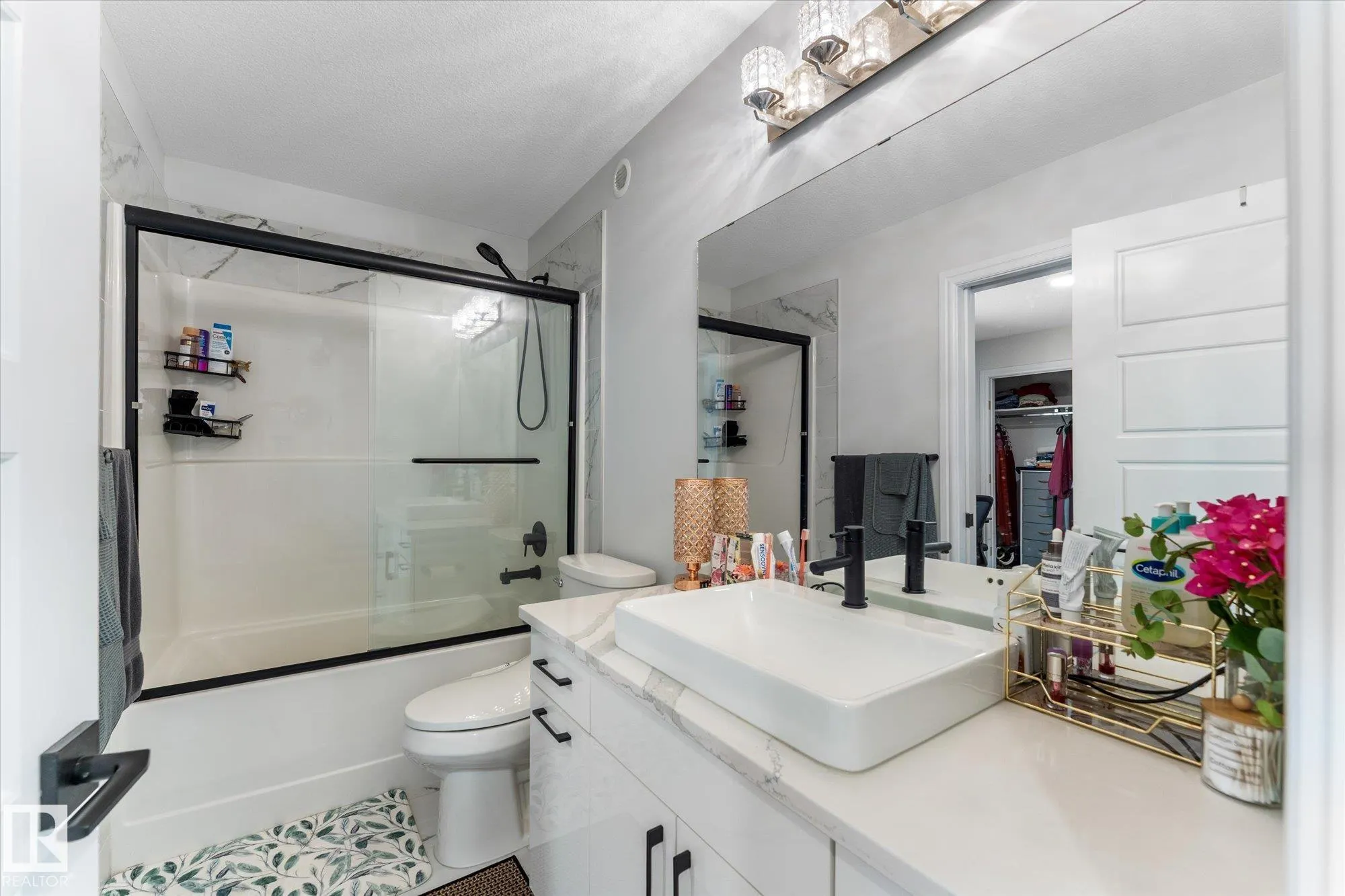 121 GLENRIDDING RAVINE Road
