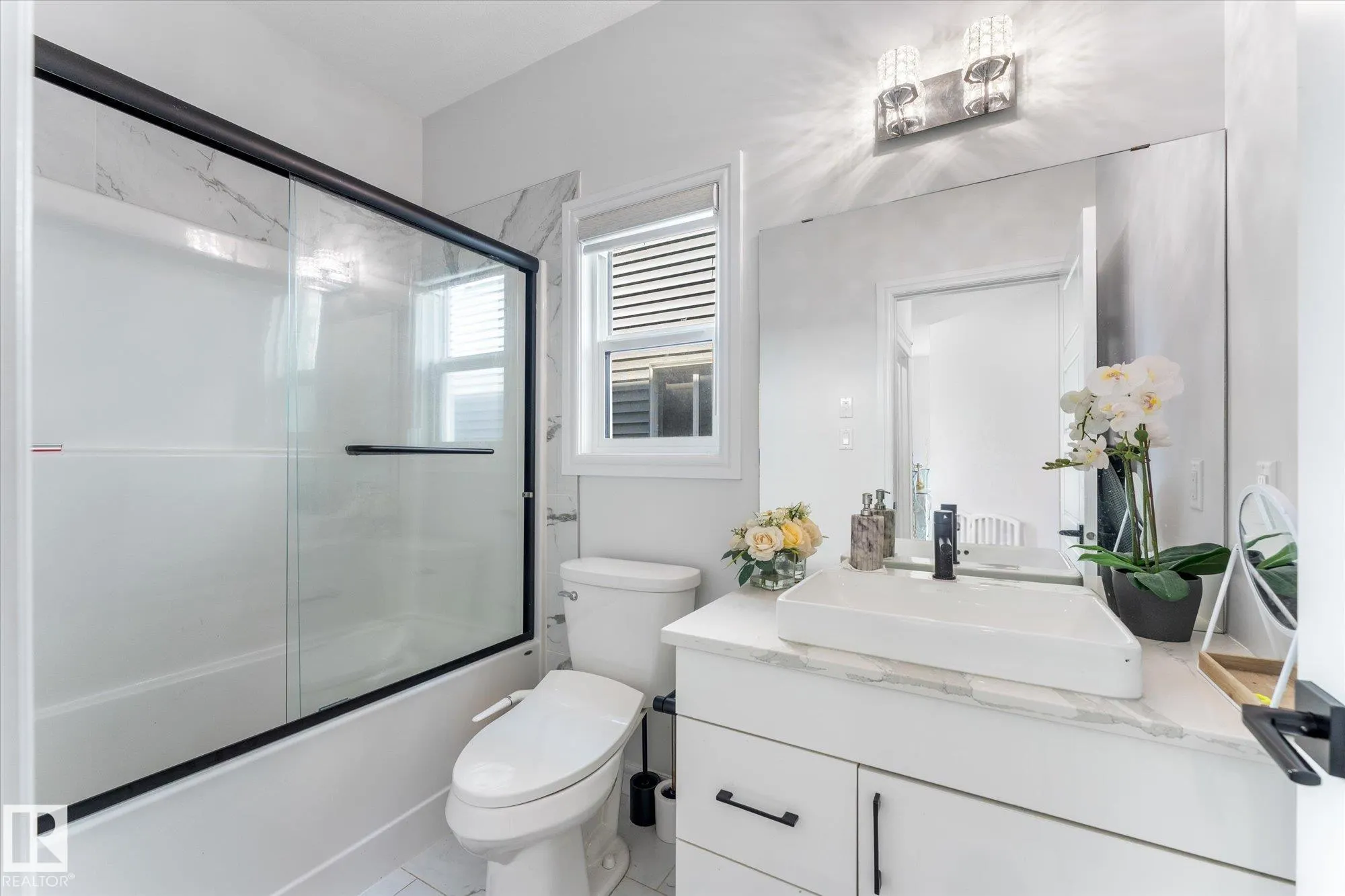 121 GLENRIDDING RAVINE Road