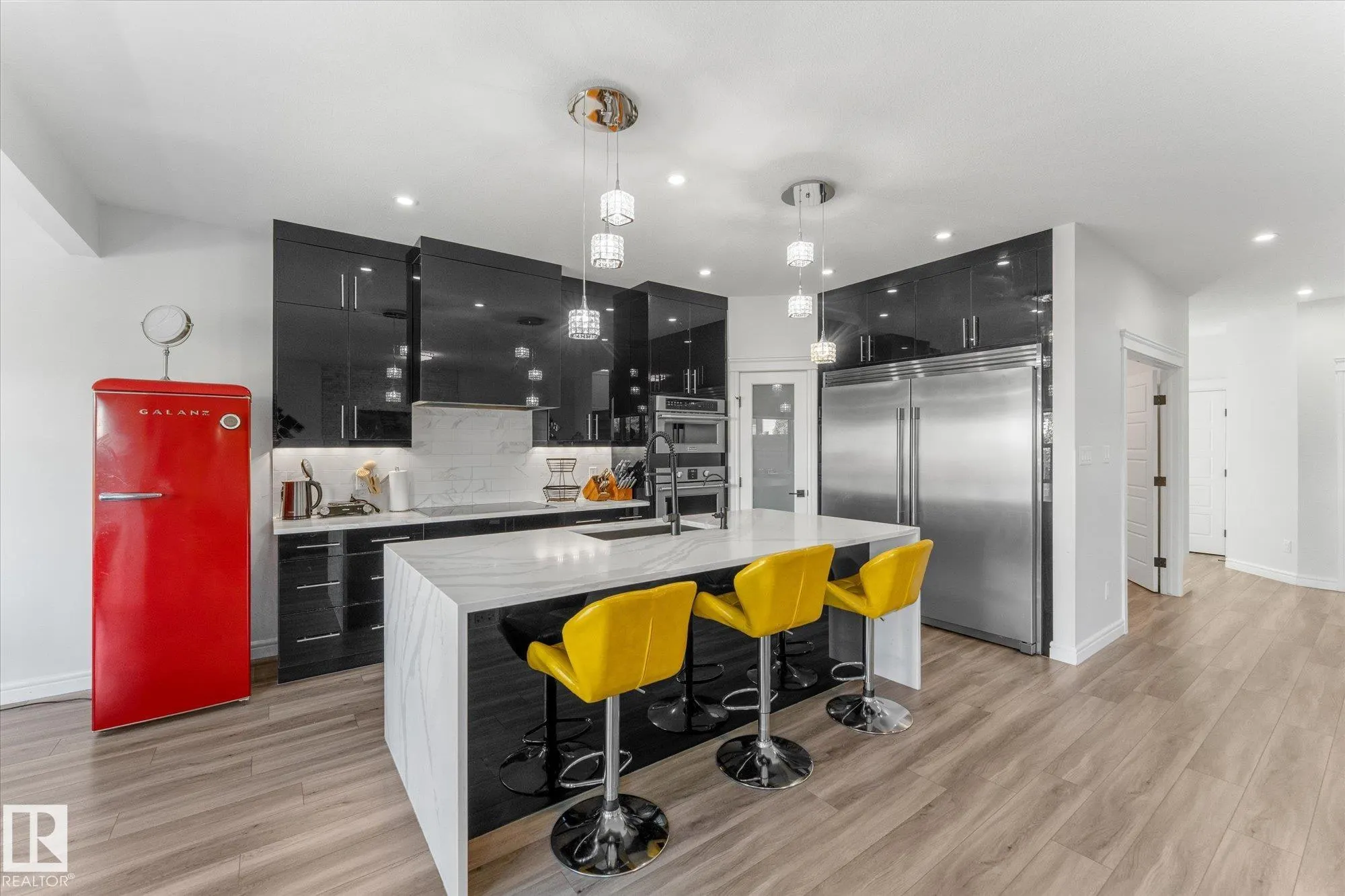 121 GLENRIDDING RAVINE Road