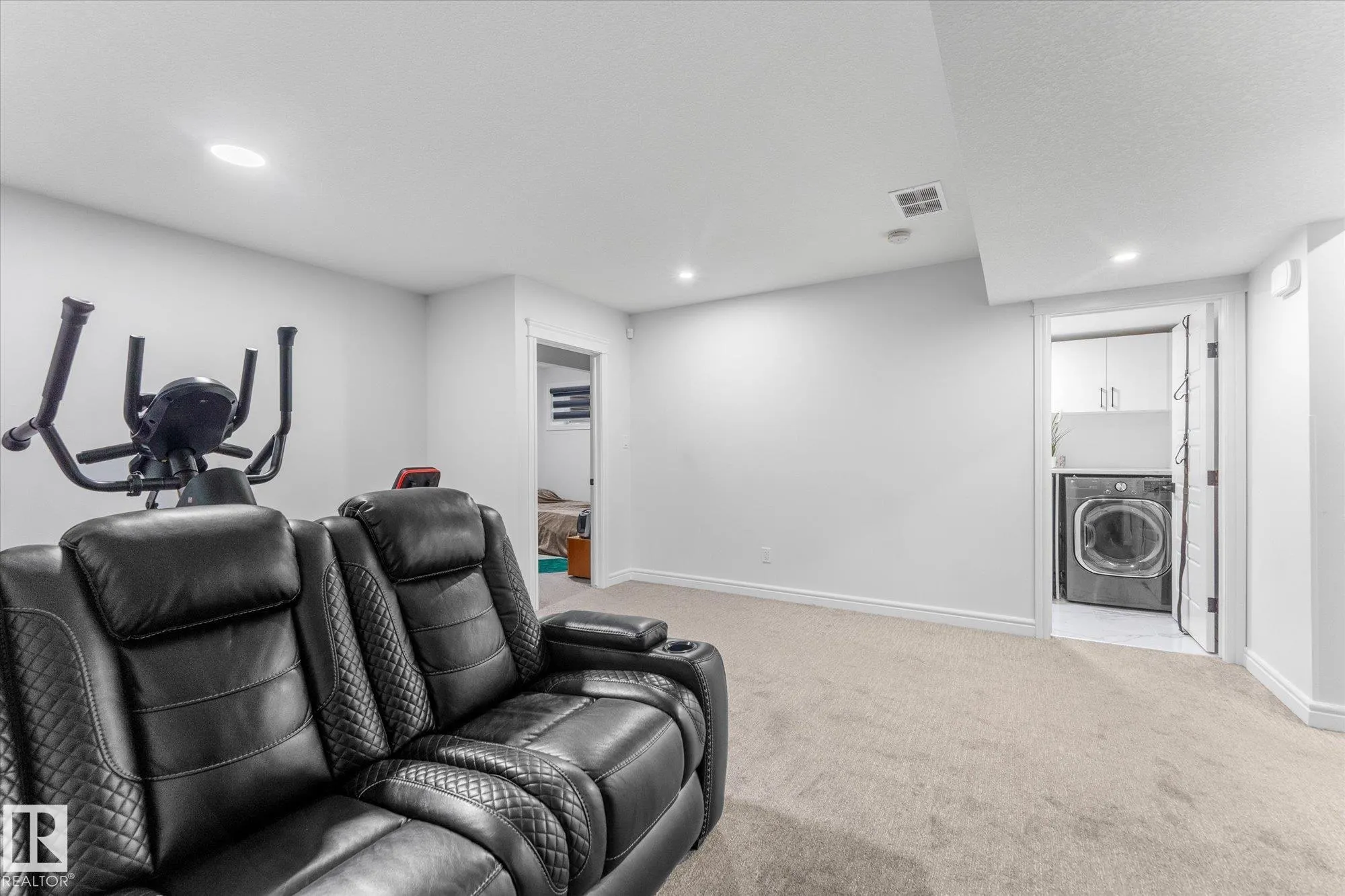 121 GLENRIDDING RAVINE Road