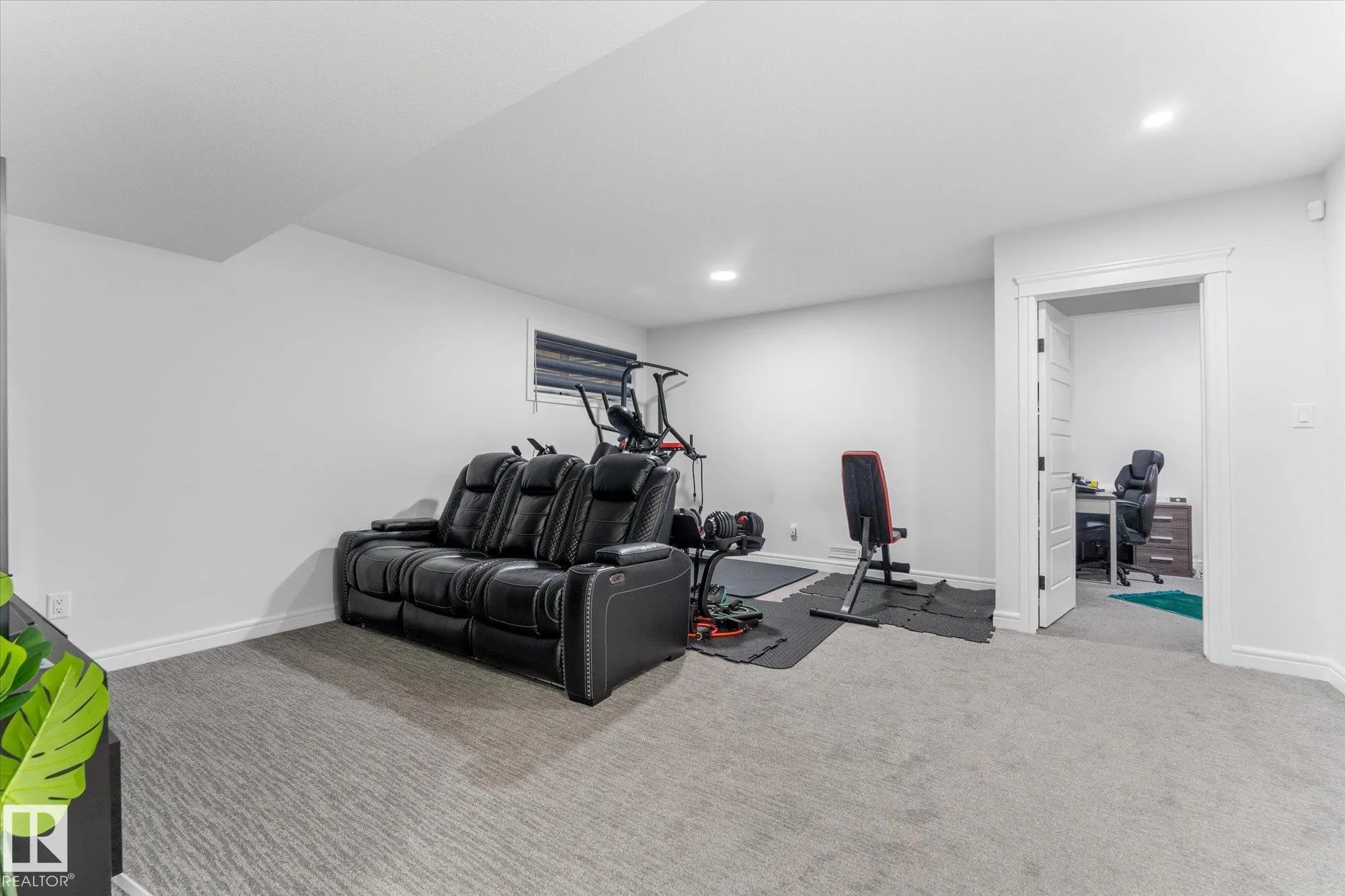 121 GLENRIDDING RAVINE Road