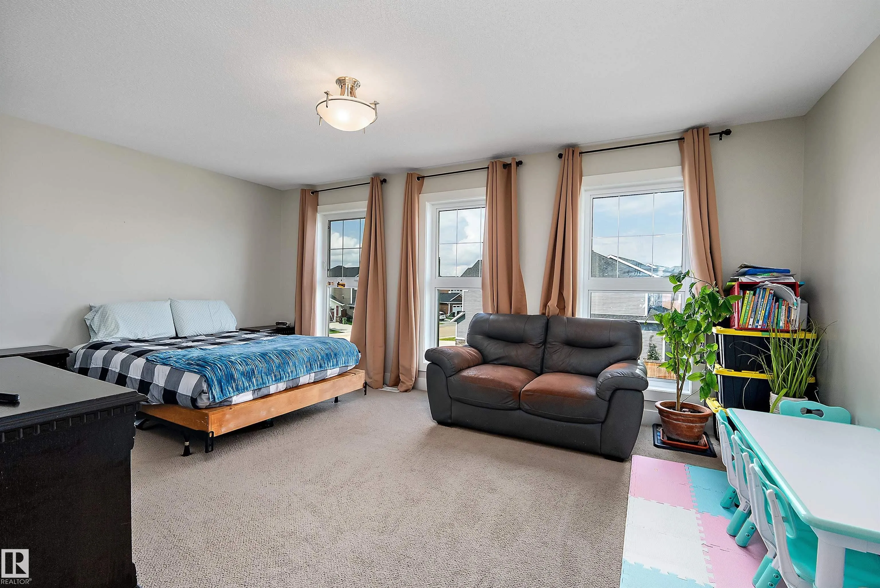 403 SIMPKINS Wynd