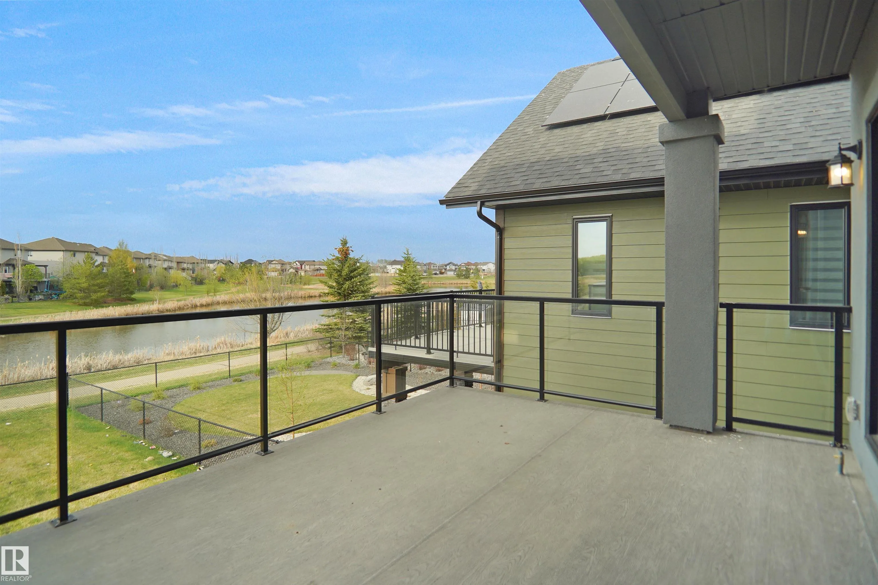 162 EDGEWATER Circle
