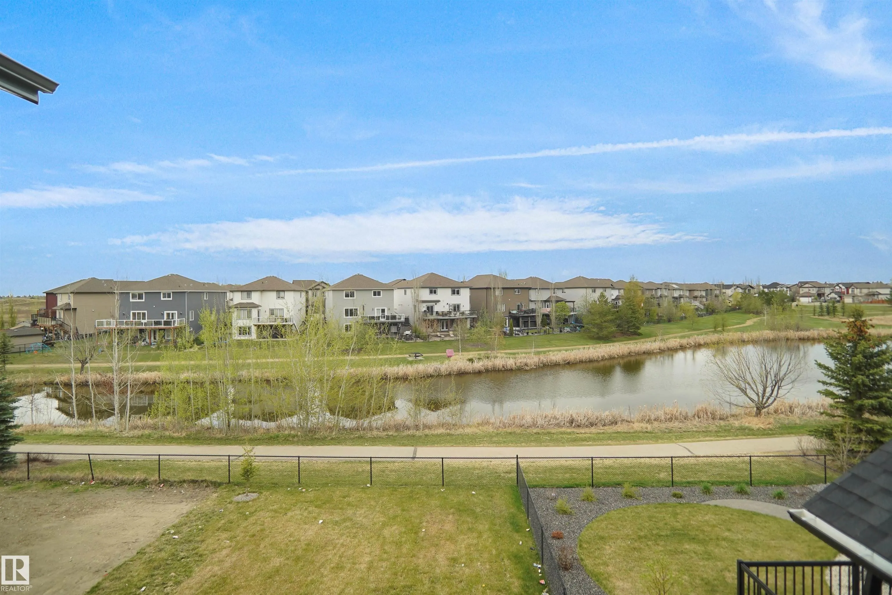 162 EDGEWATER Circle