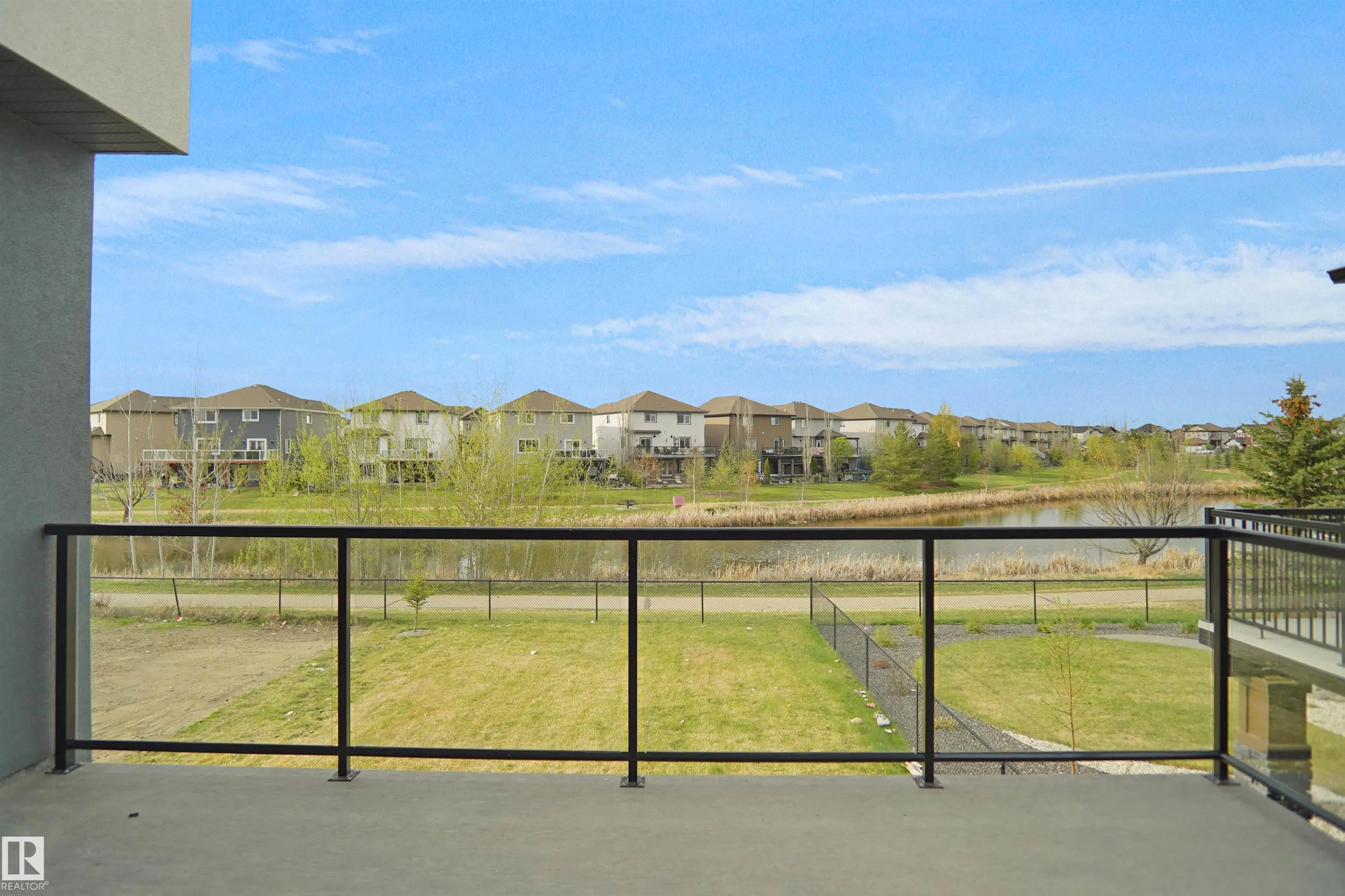 162 EDGEWATER Circle