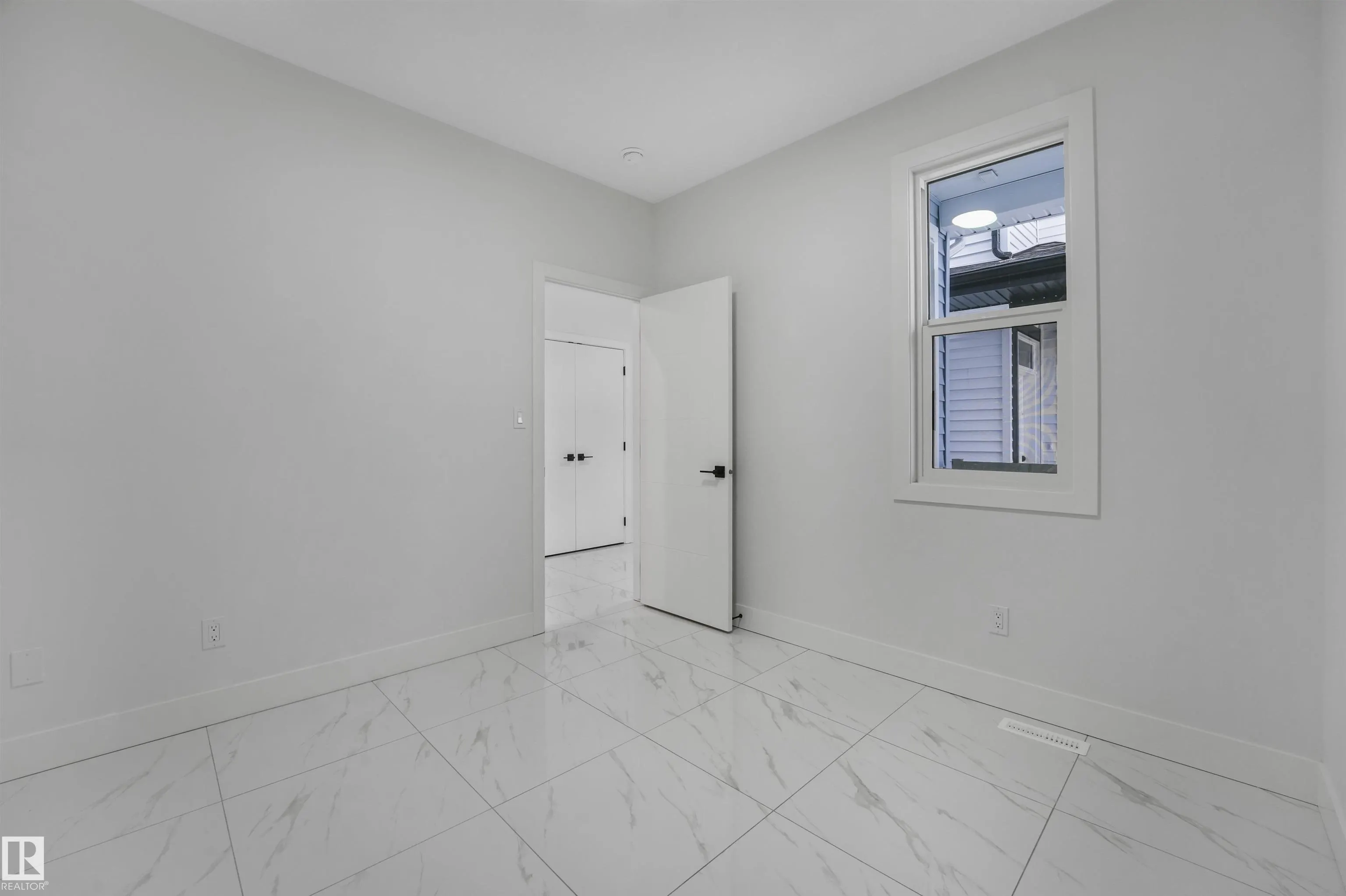 575 Ashgrove Circle