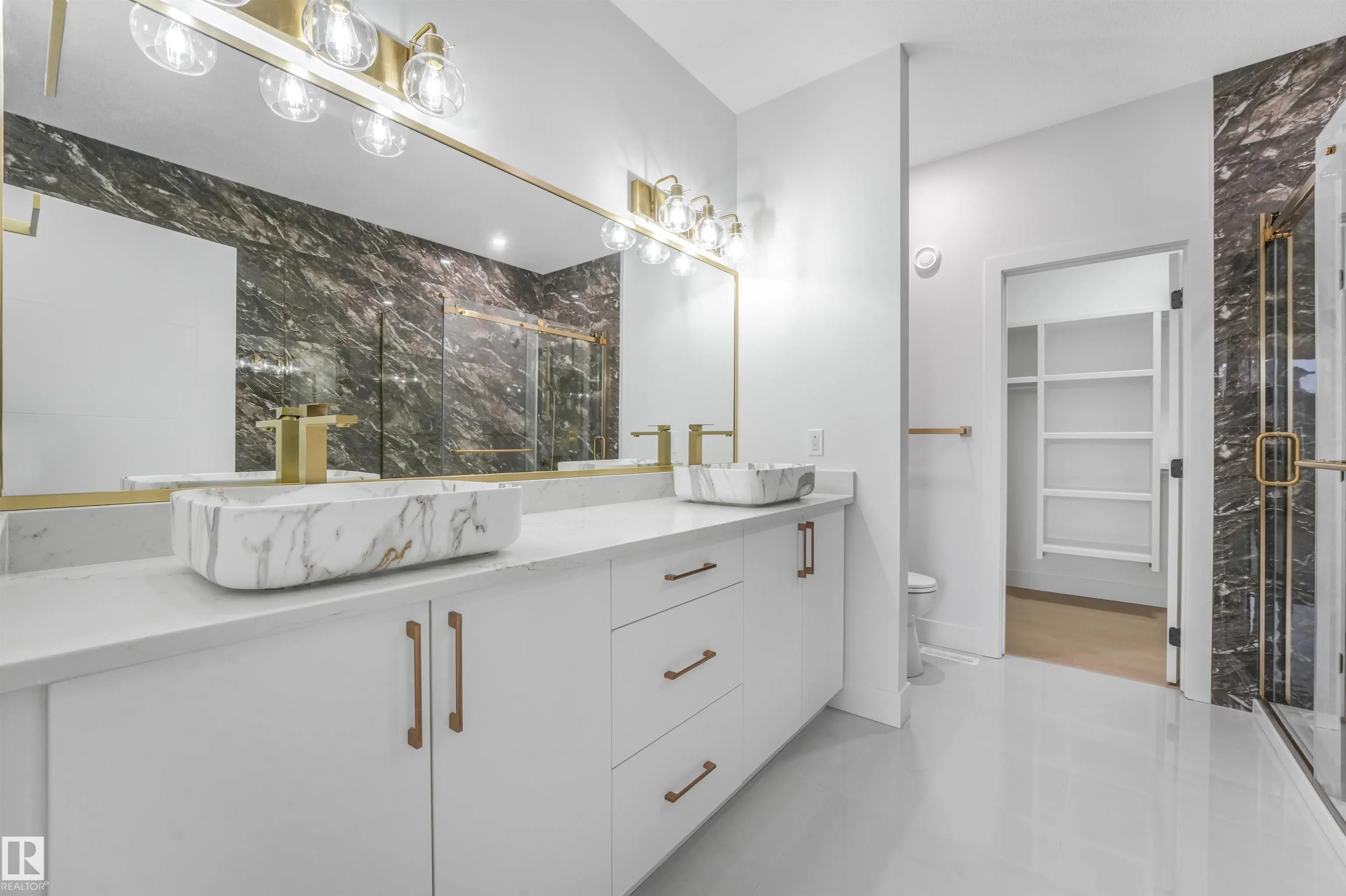 575 Ashgrove Circle
