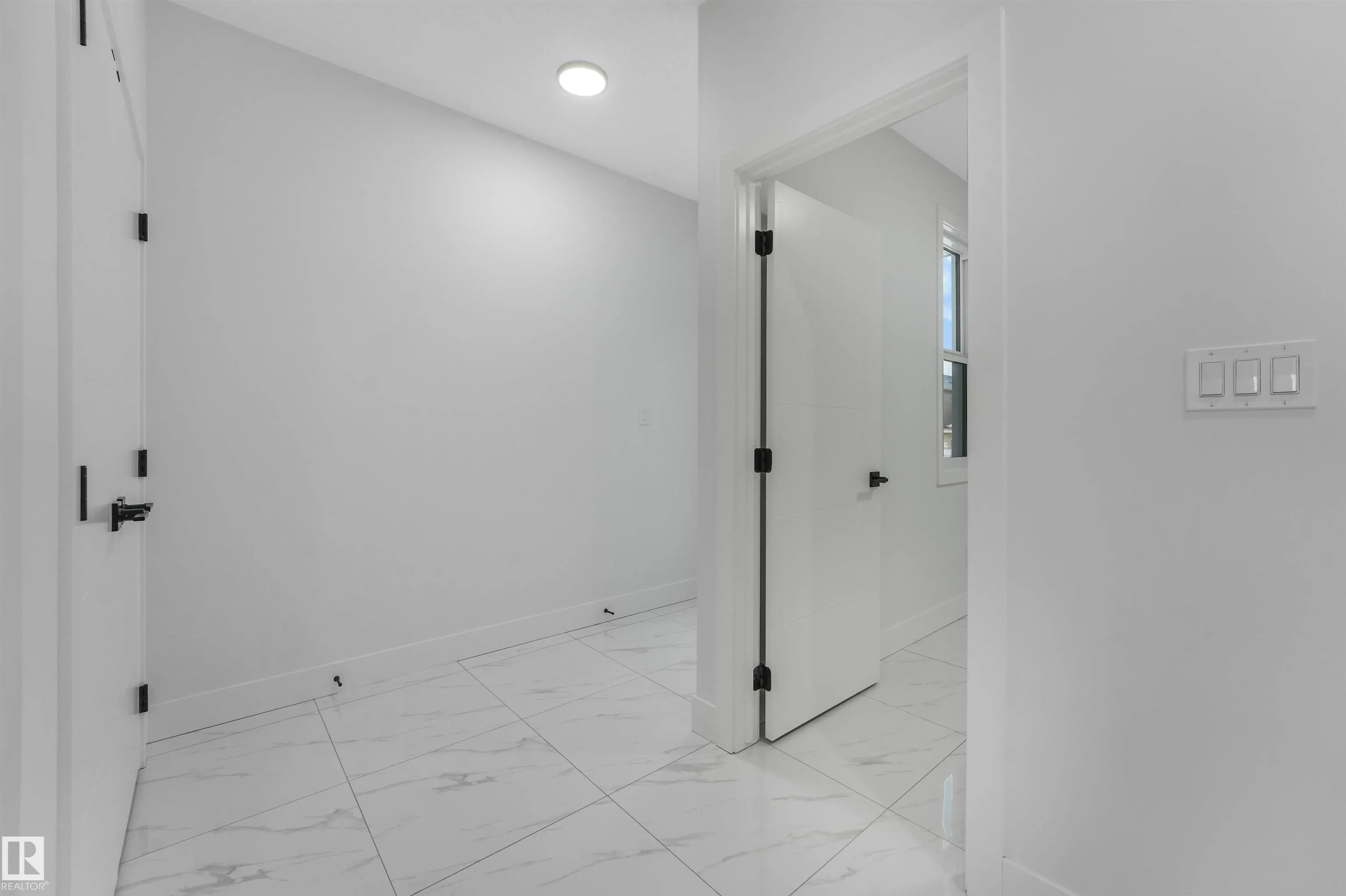 575 Ashgrove Circle