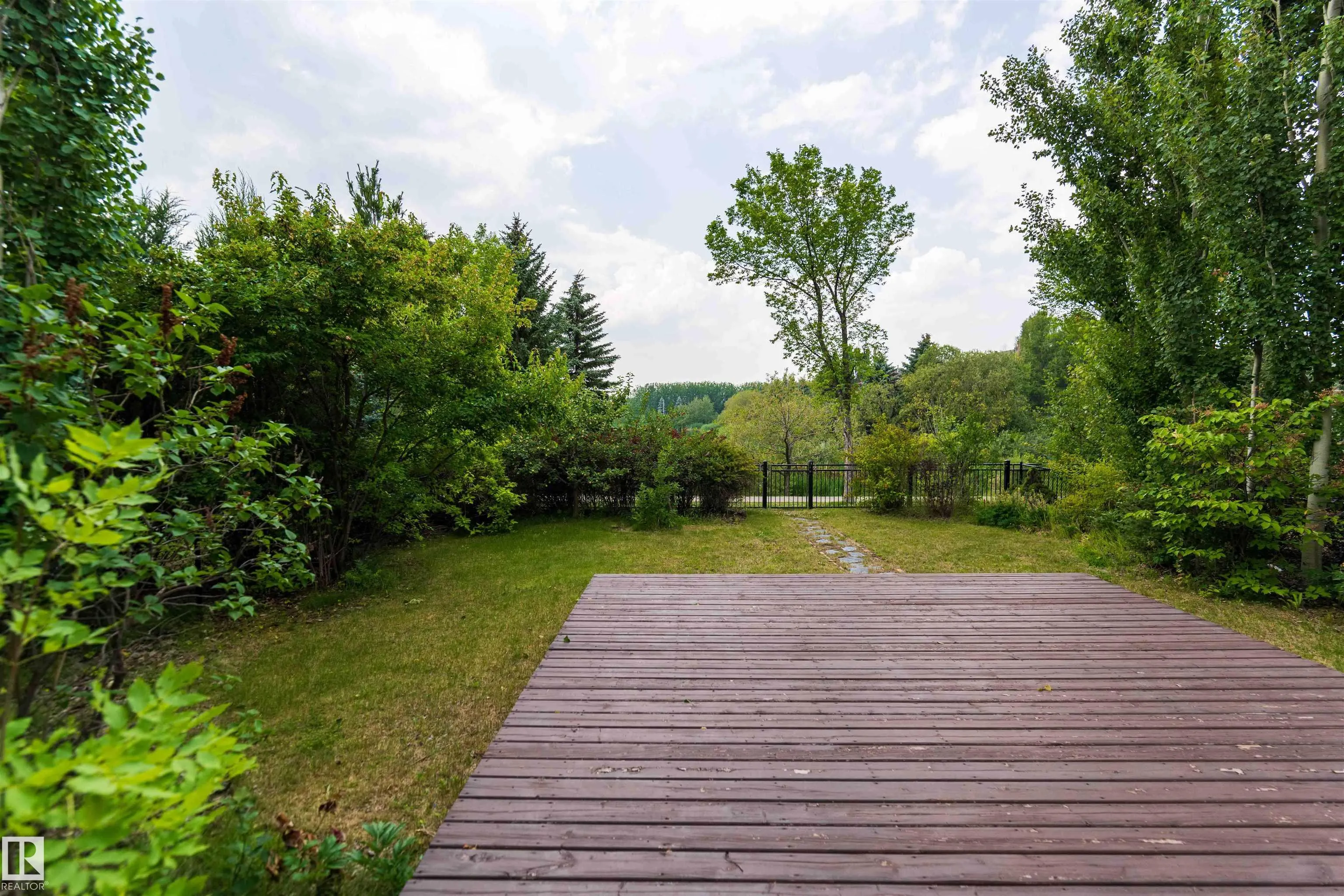 5092 THIBAULT Way