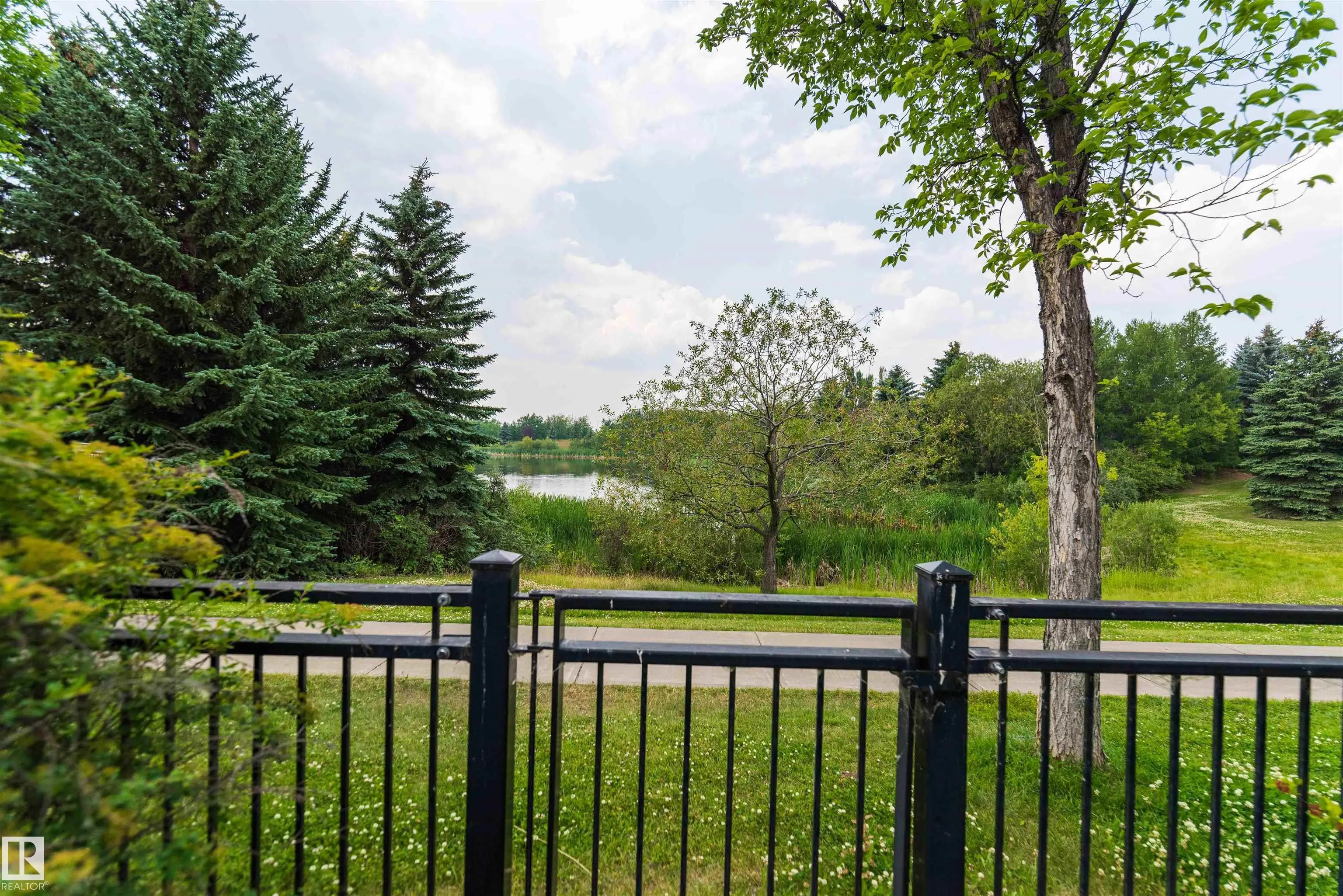 5092 THIBAULT Way