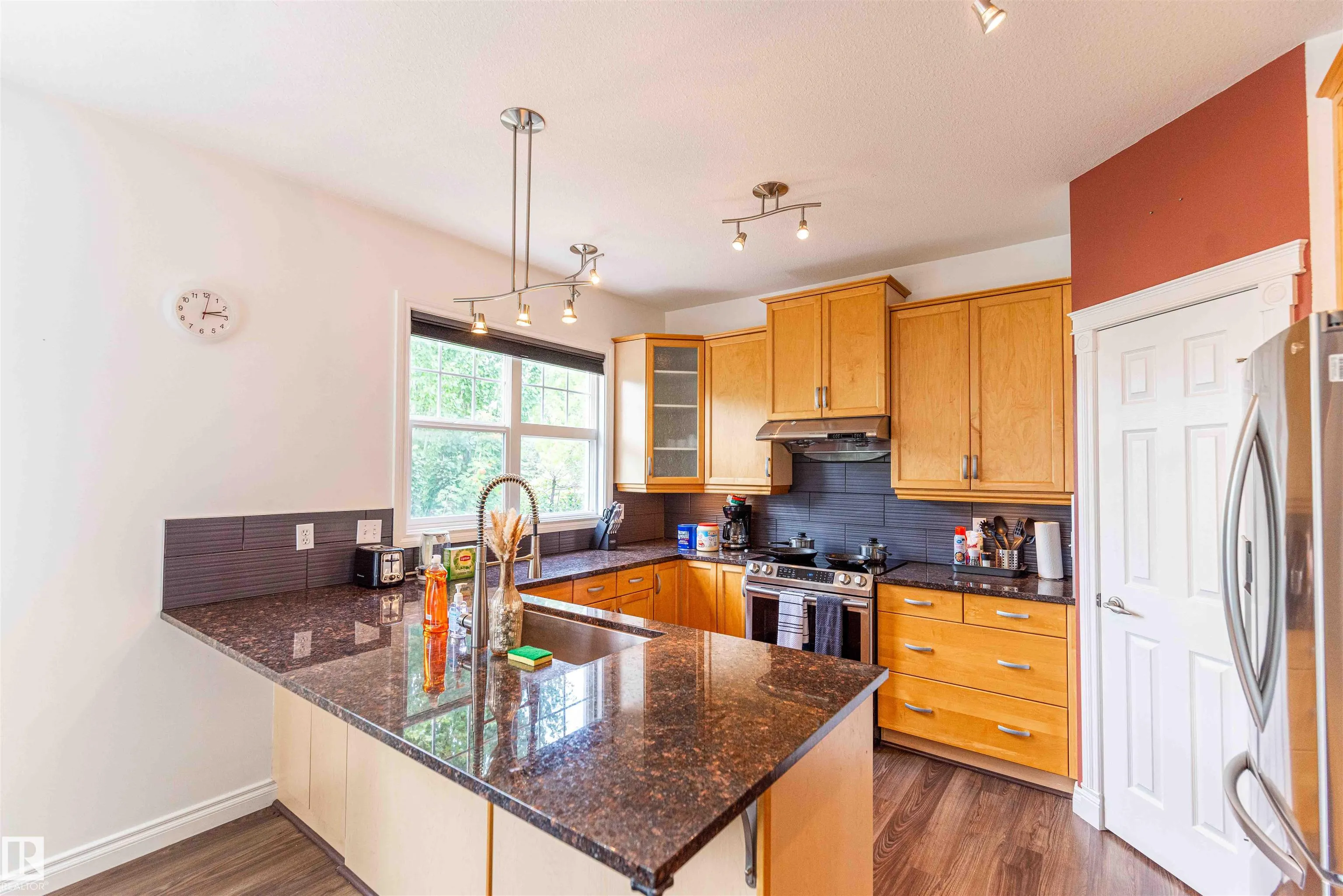 5092 THIBAULT Way