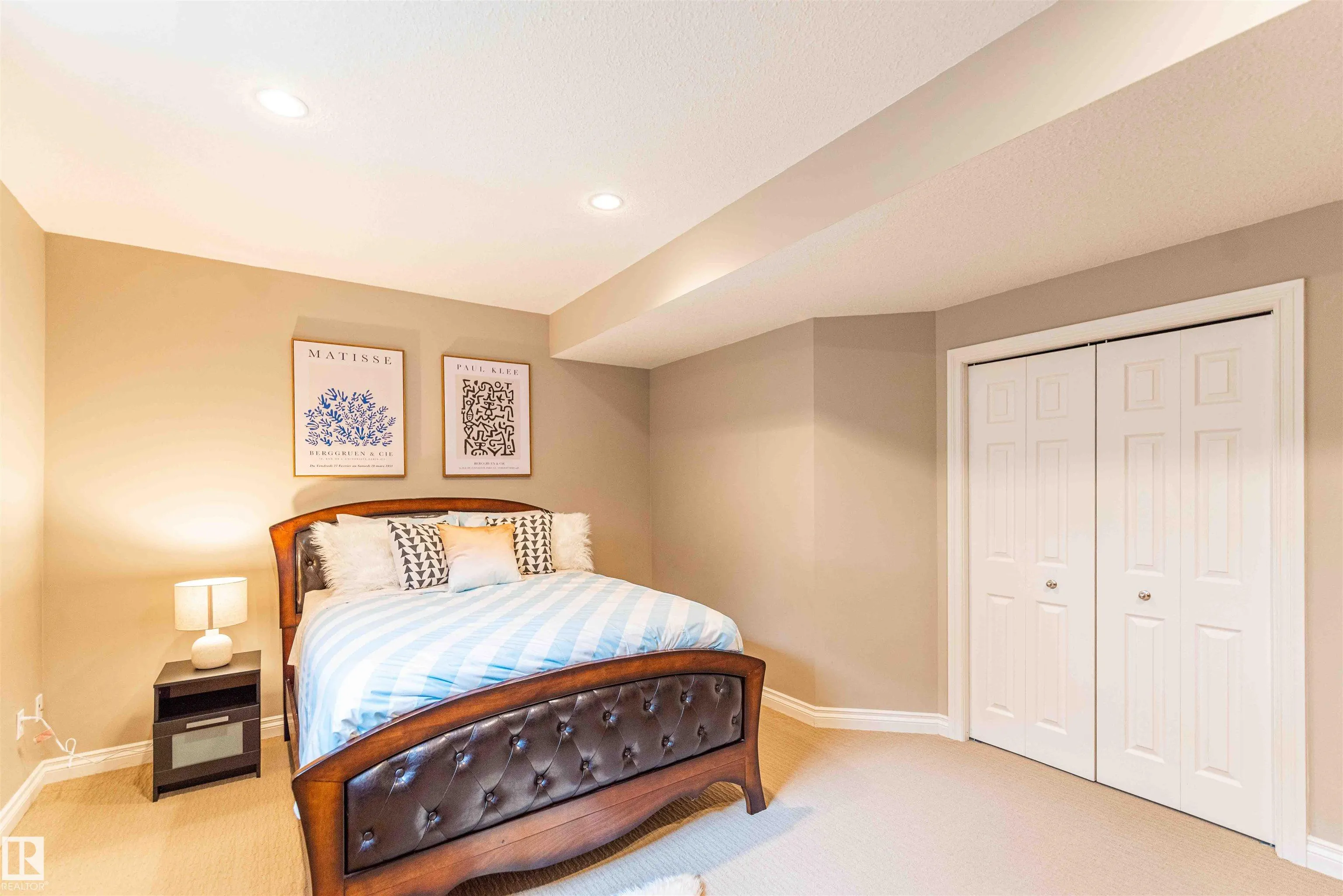 5092 THIBAULT Way