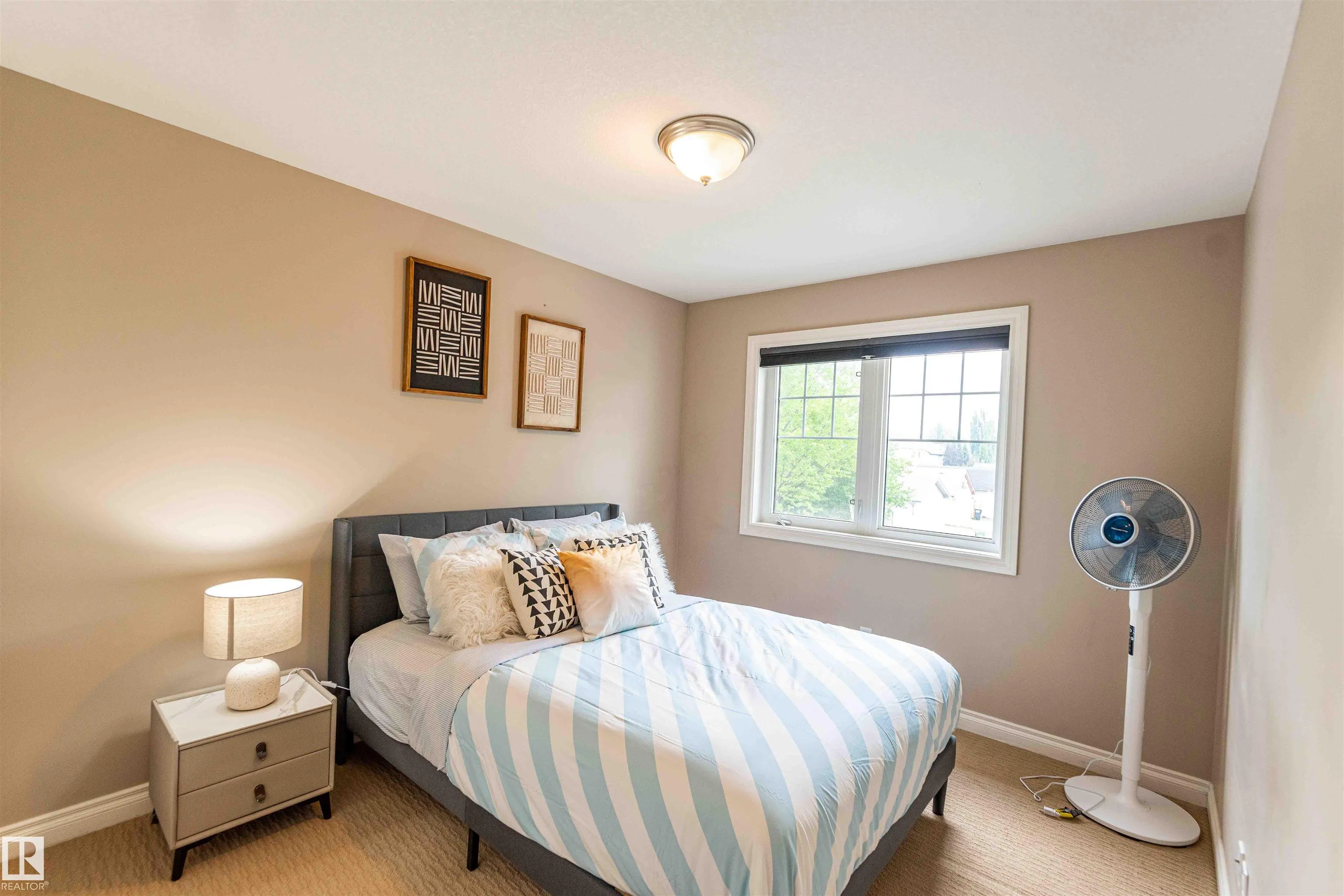 5092 THIBAULT Way