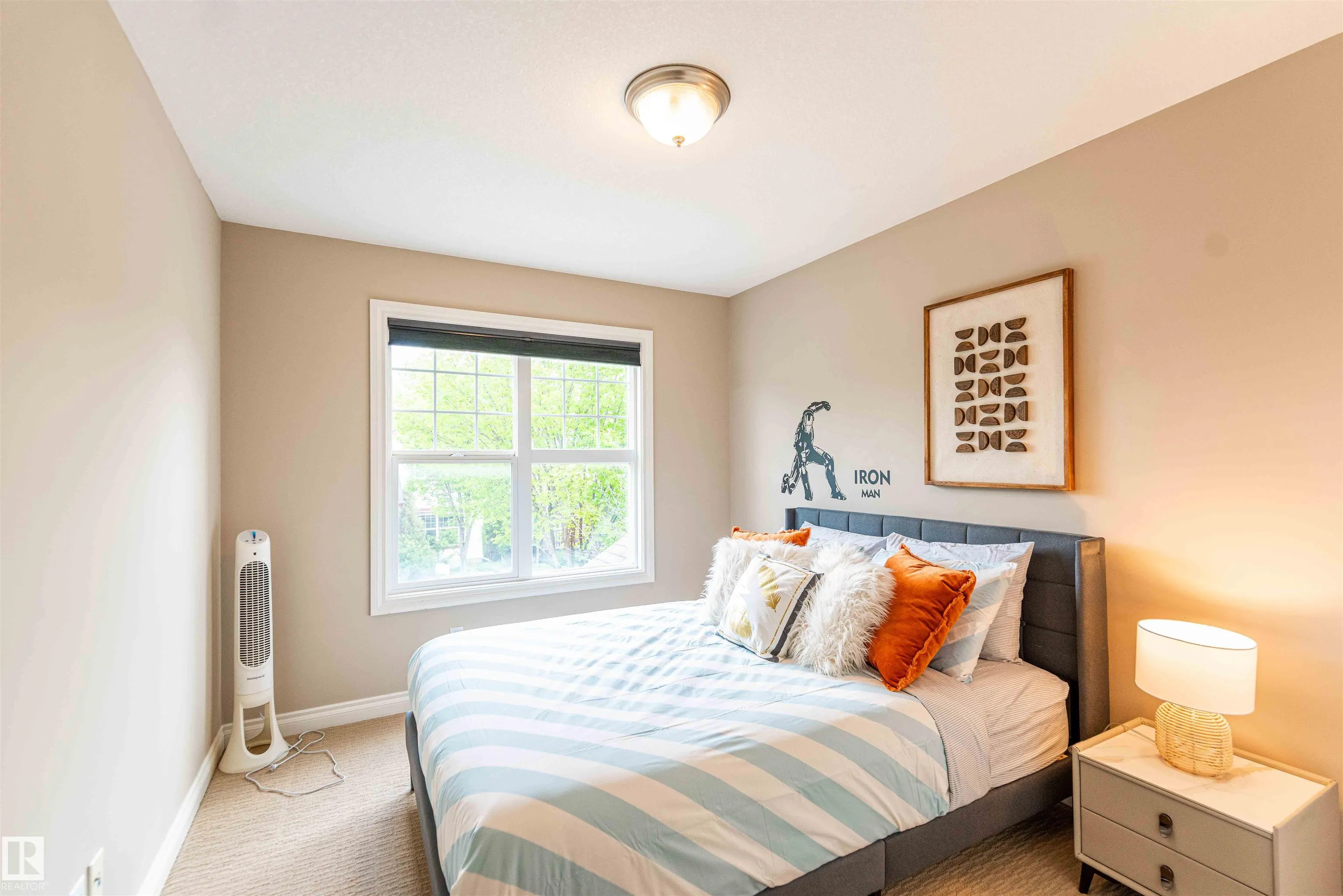 5092 THIBAULT Way