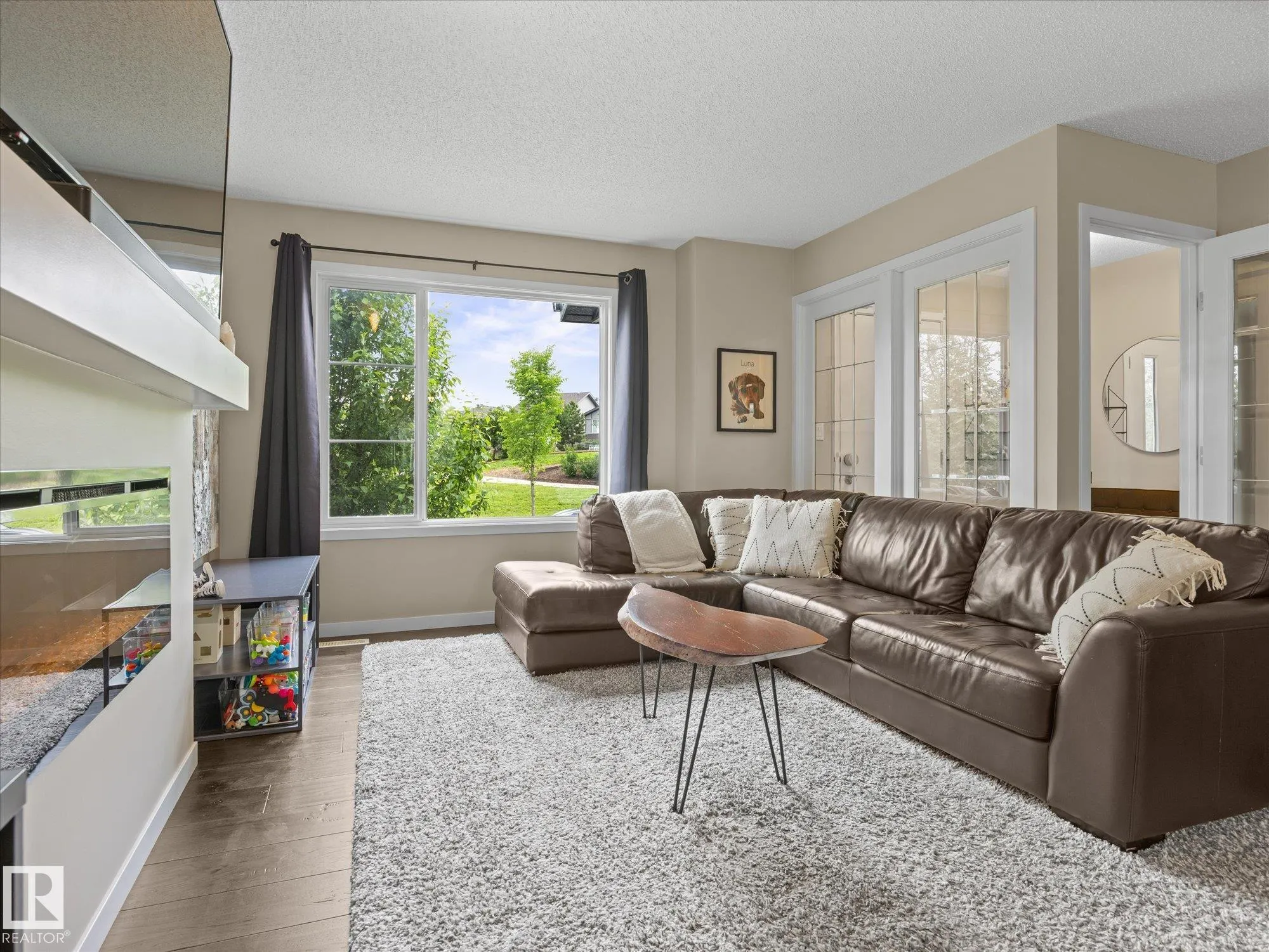 2533 PRICE Way