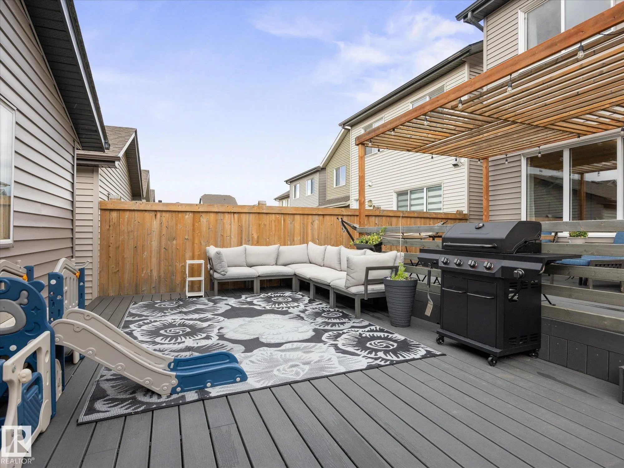 2533 PRICE Way