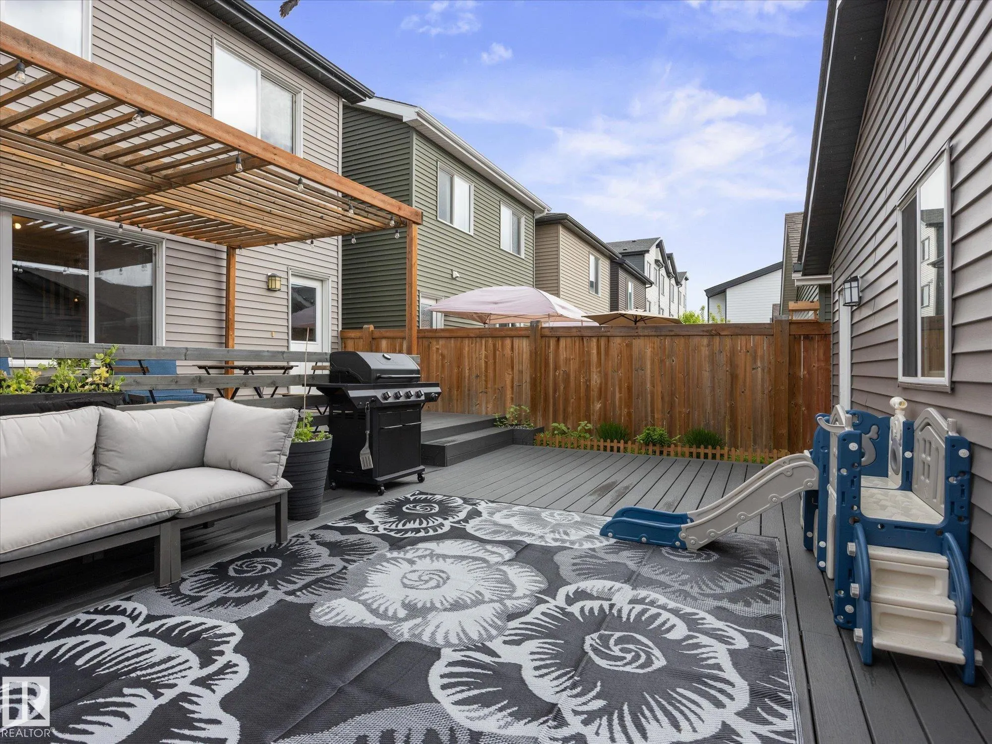 2533 PRICE Way