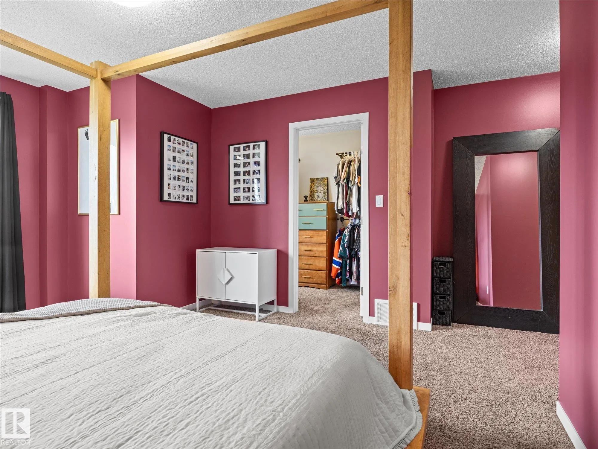 2533 PRICE Way