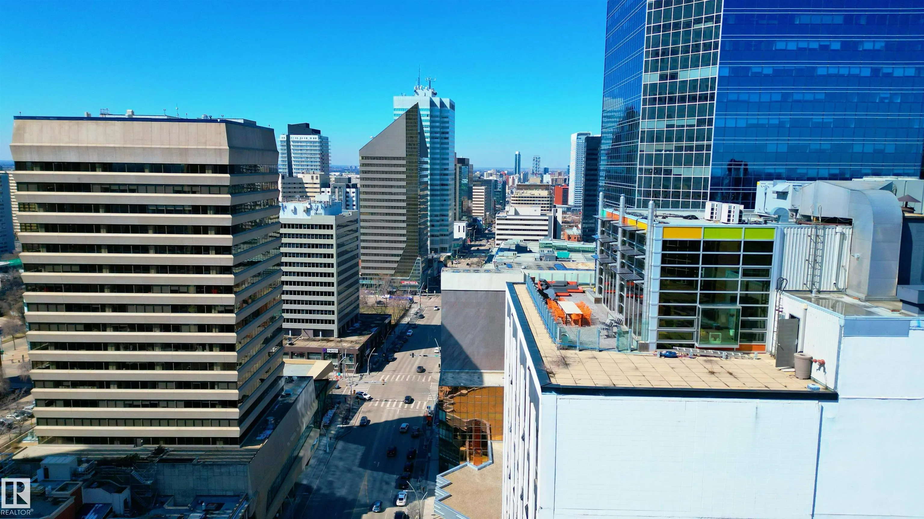 10024 JASPER Avenue
