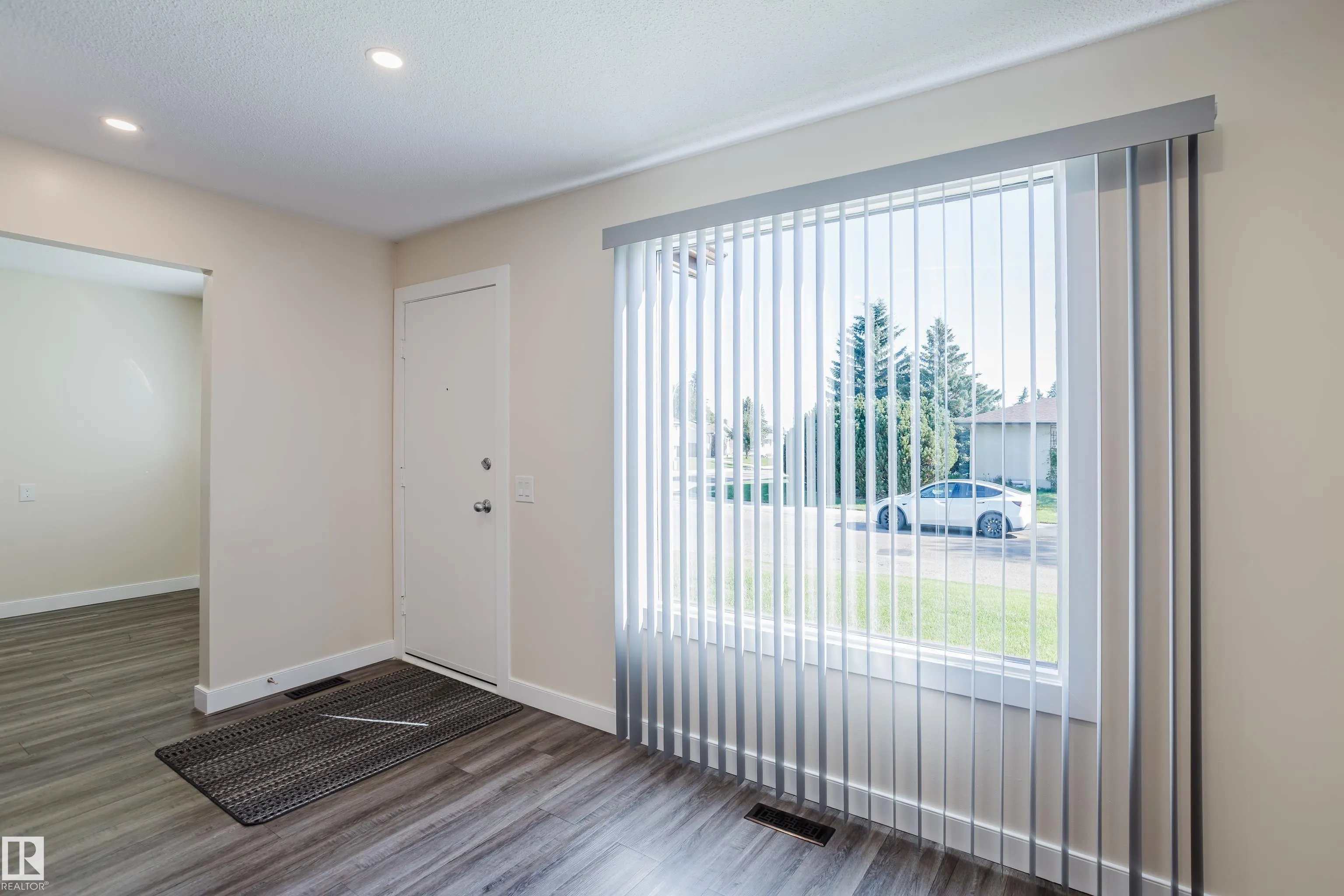 36 HARROW CIRCLE Circle