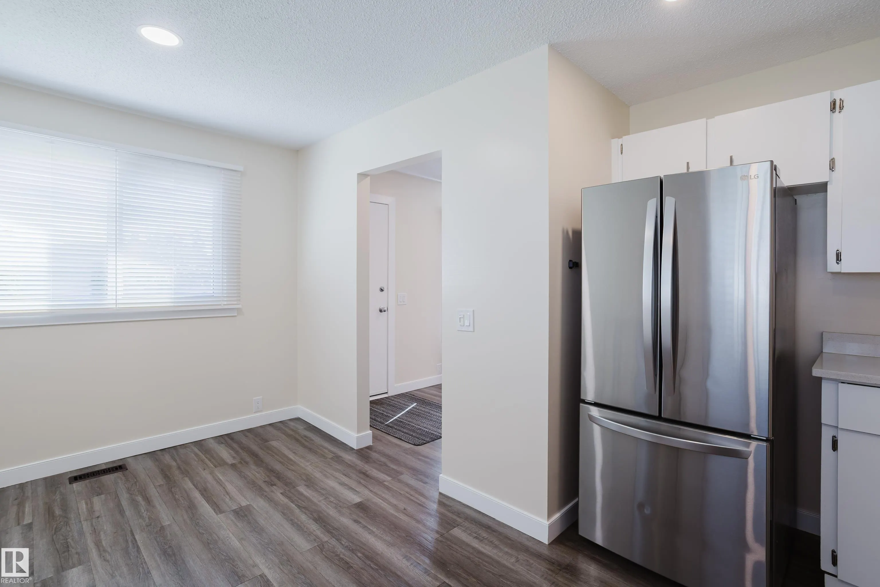 36 HARROW CIRCLE Circle