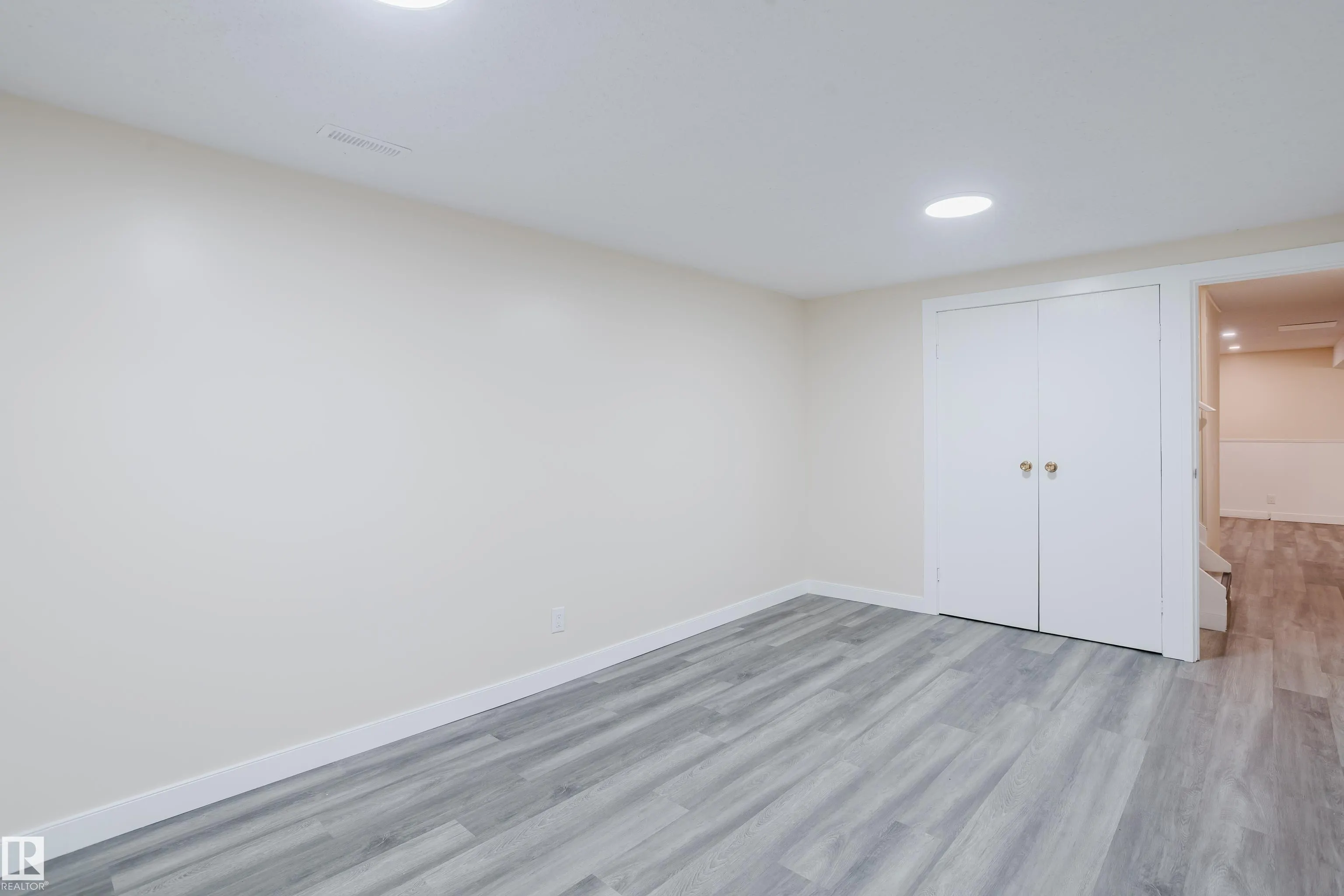 36 HARROW CIRCLE Circle