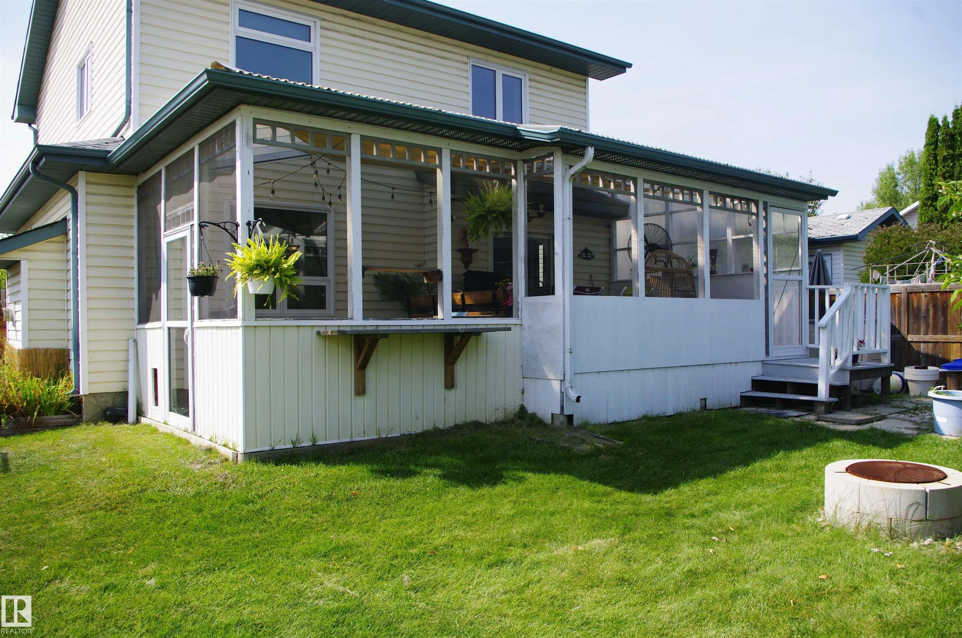 25 Hansen Close