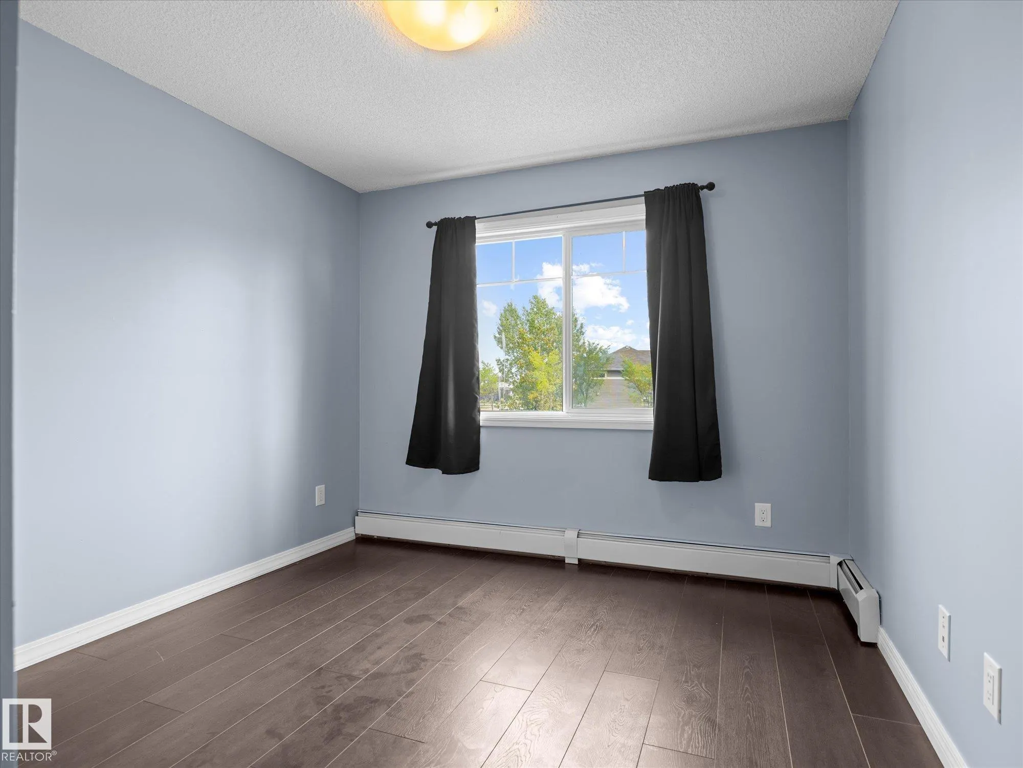 273 CHARLOTTE Way