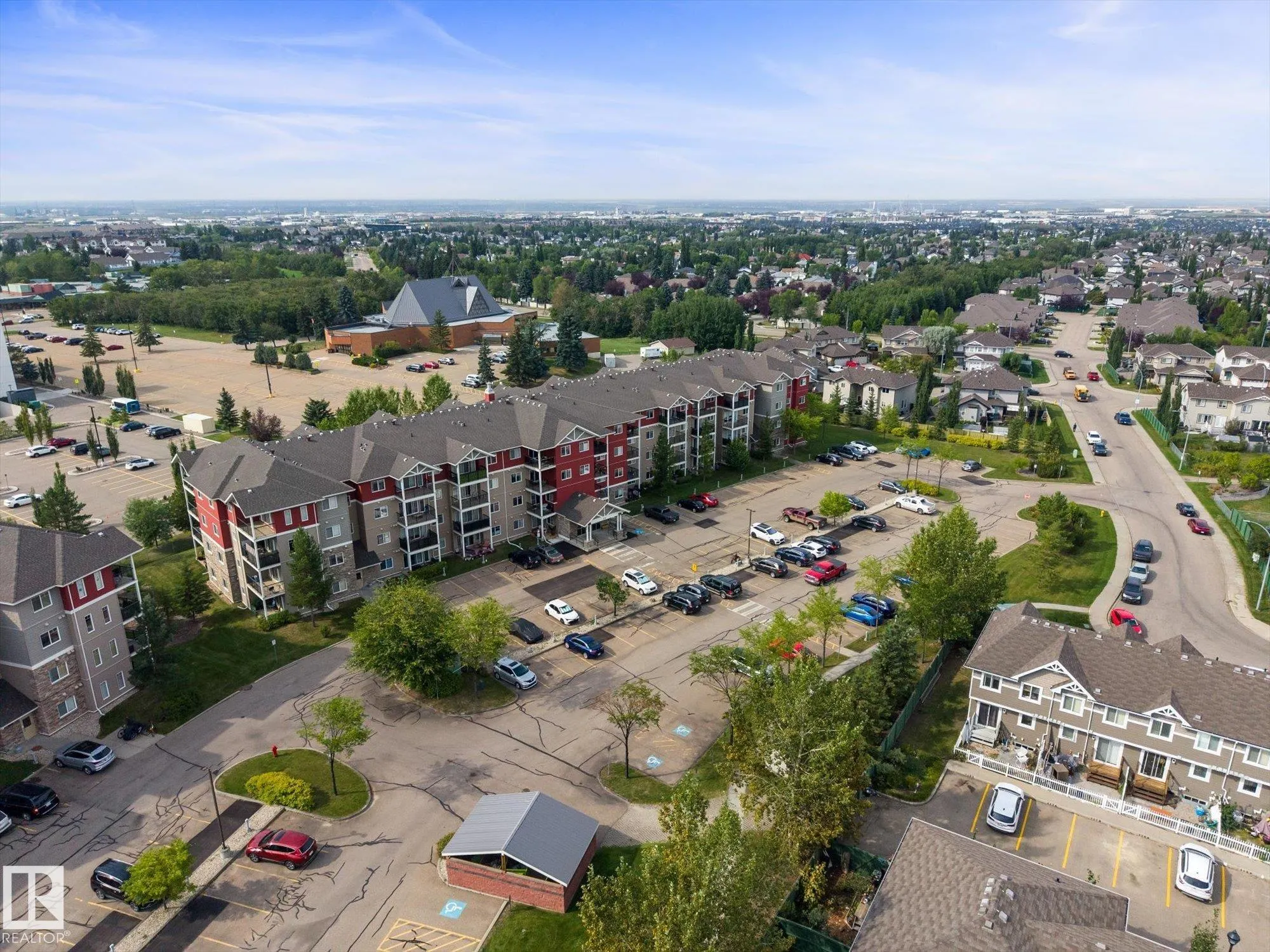 273 CHARLOTTE Way