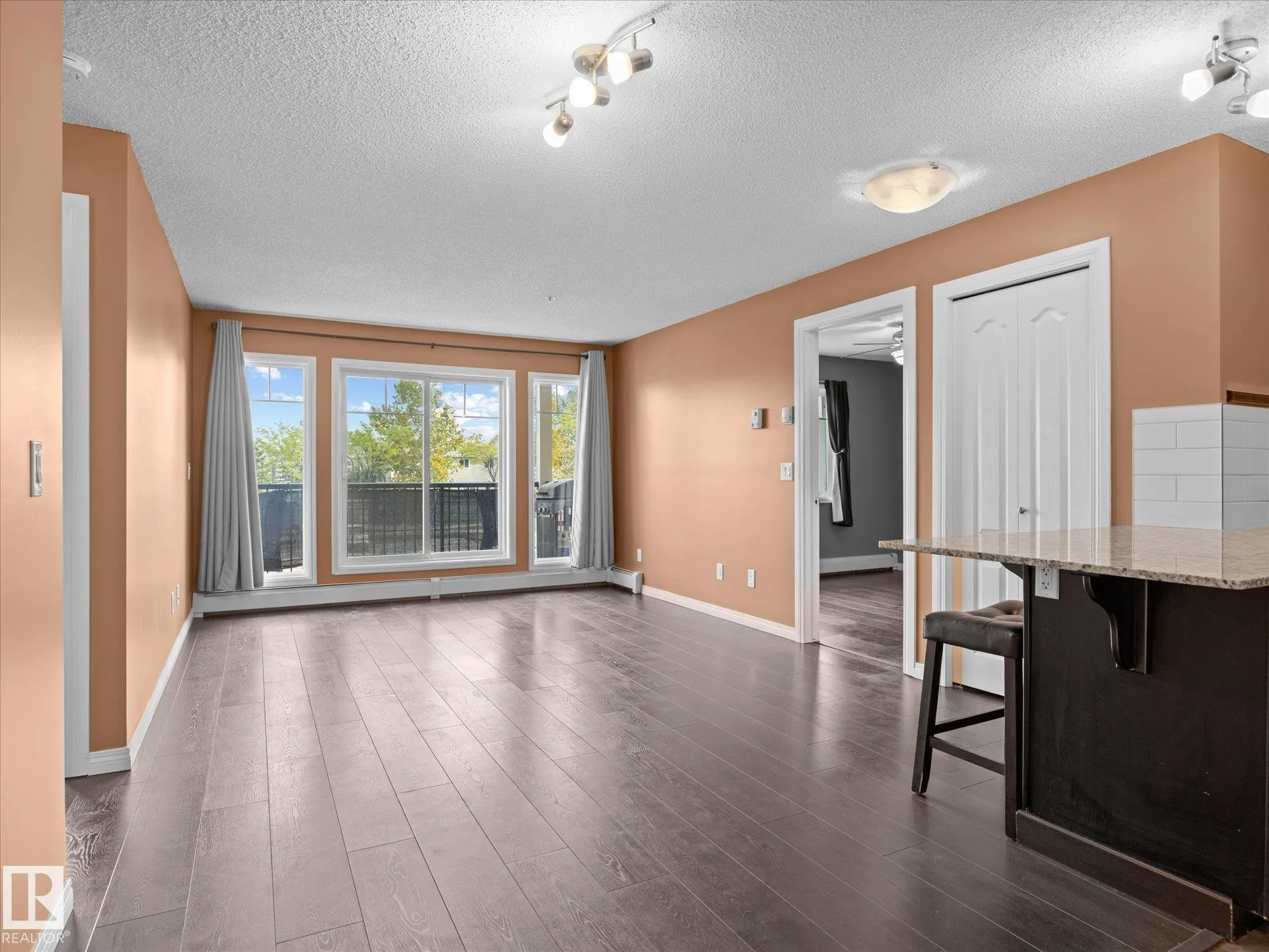 273 CHARLOTTE Way