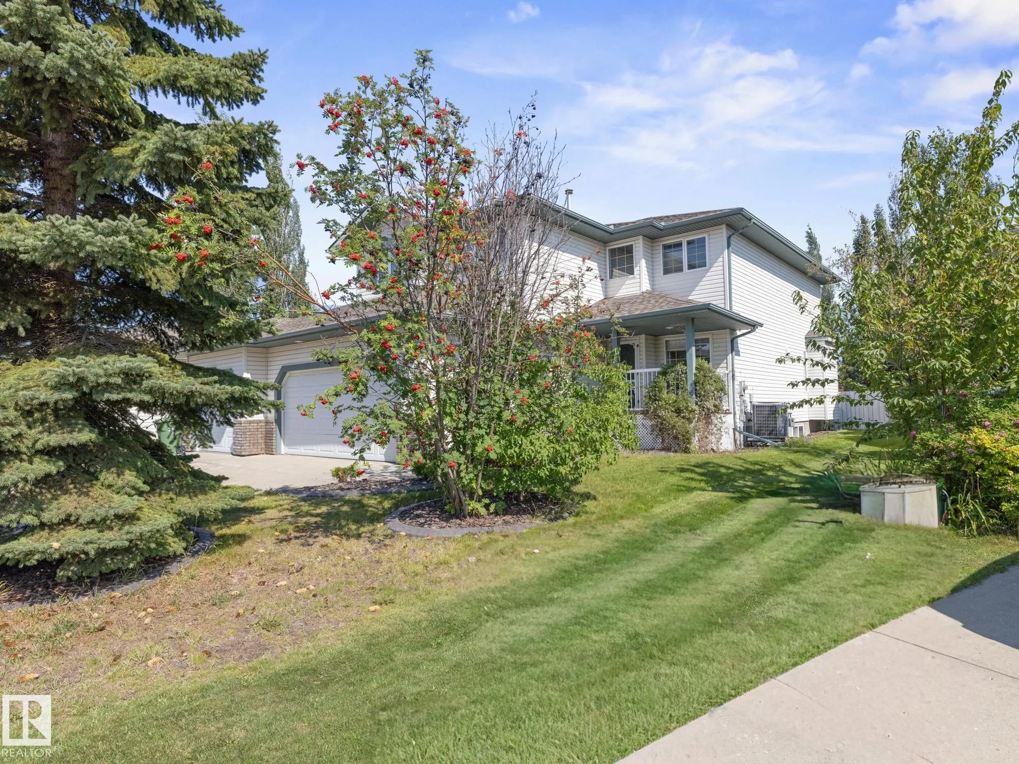 4 ROCHELLE Court