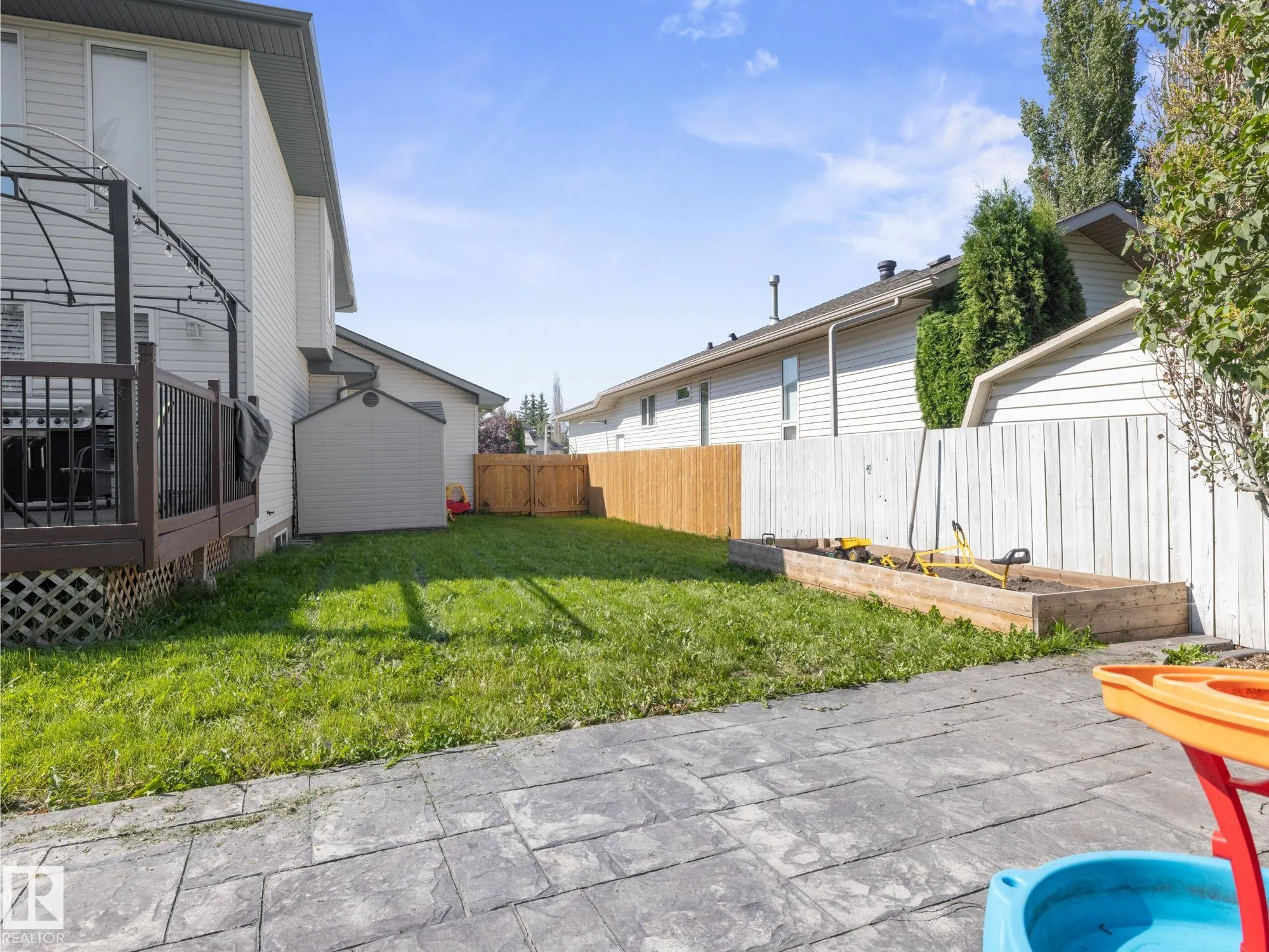4 ROCHELLE Court