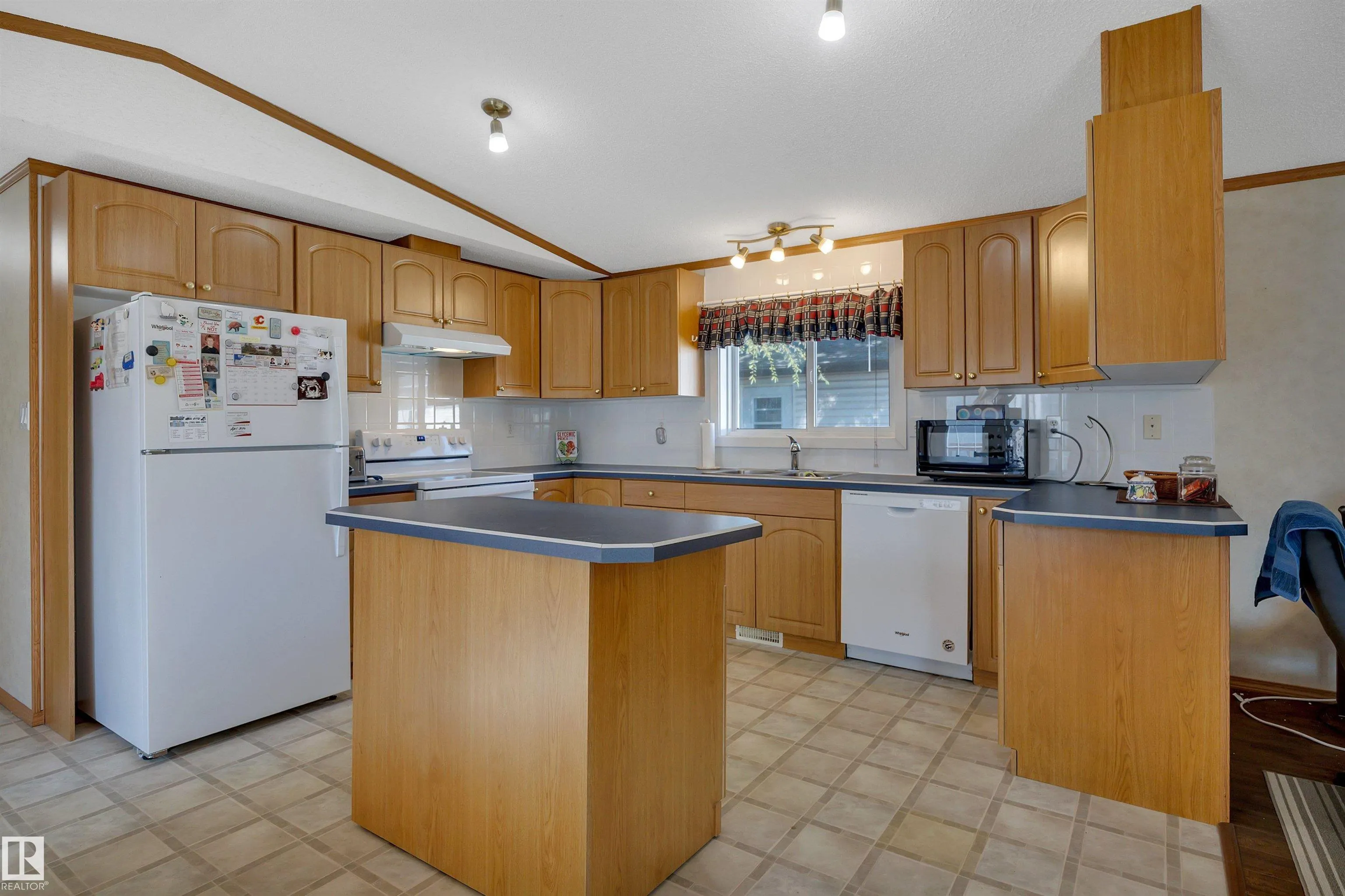 17 Willow Park Estates