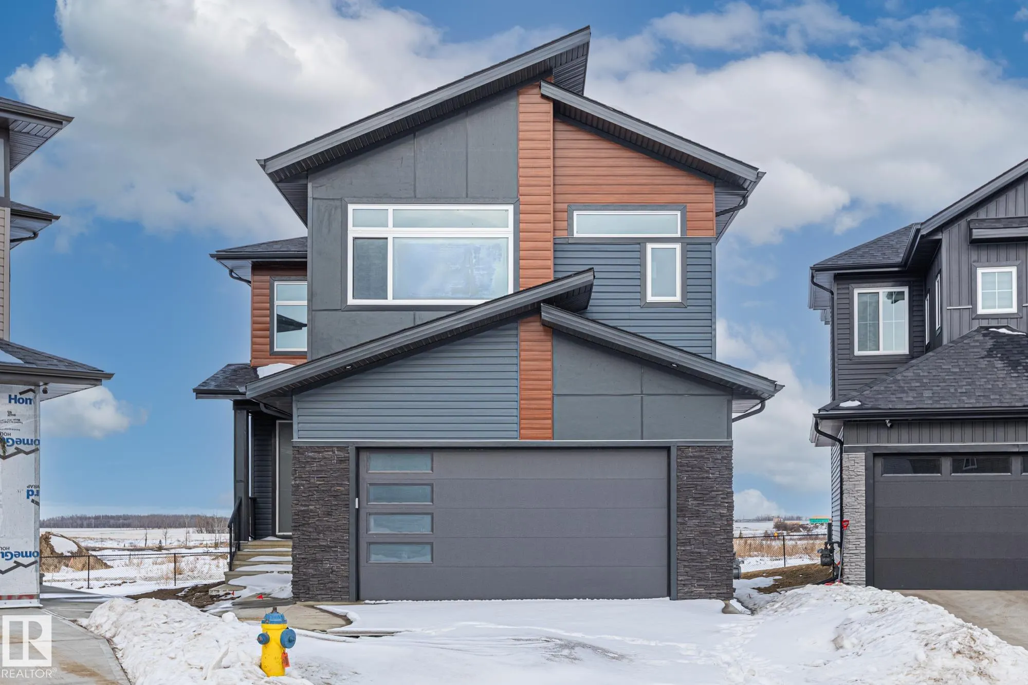 416 PINE Point(e)