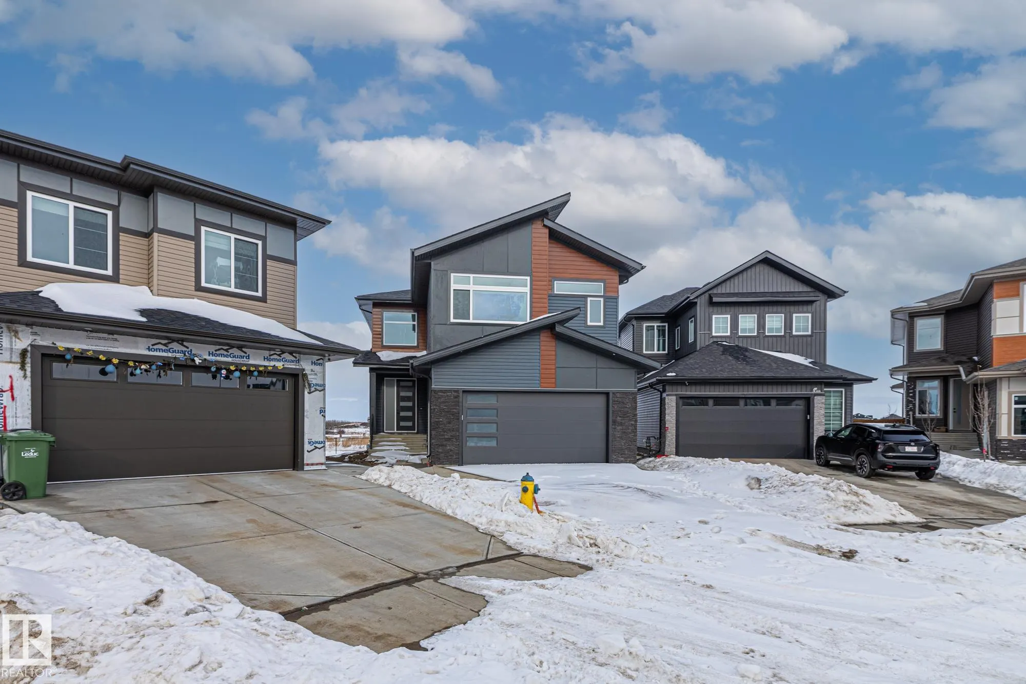 416 PINE Point(e)