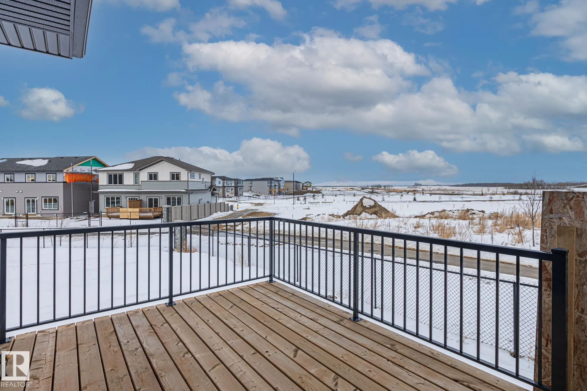 416 PINE Point(e)