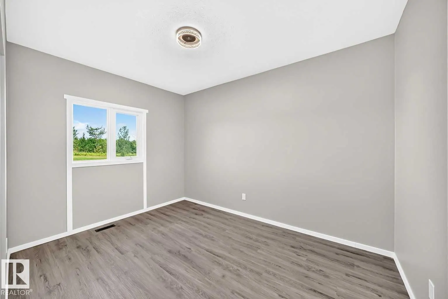 50106 Range Road 200