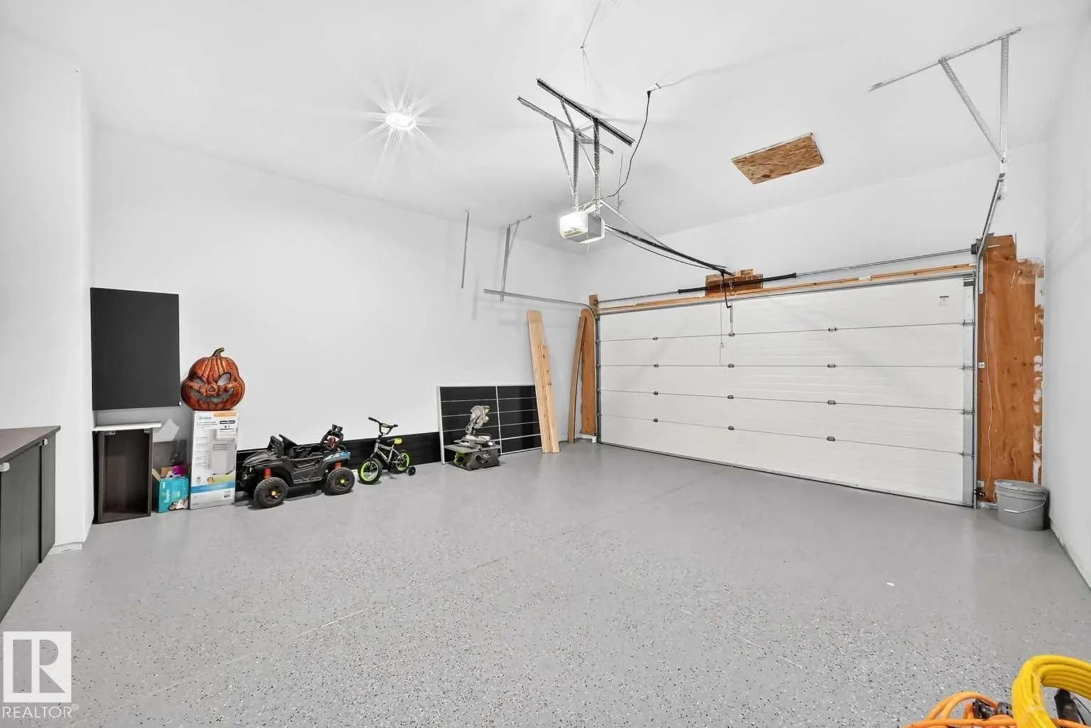 50106 Range Road 200