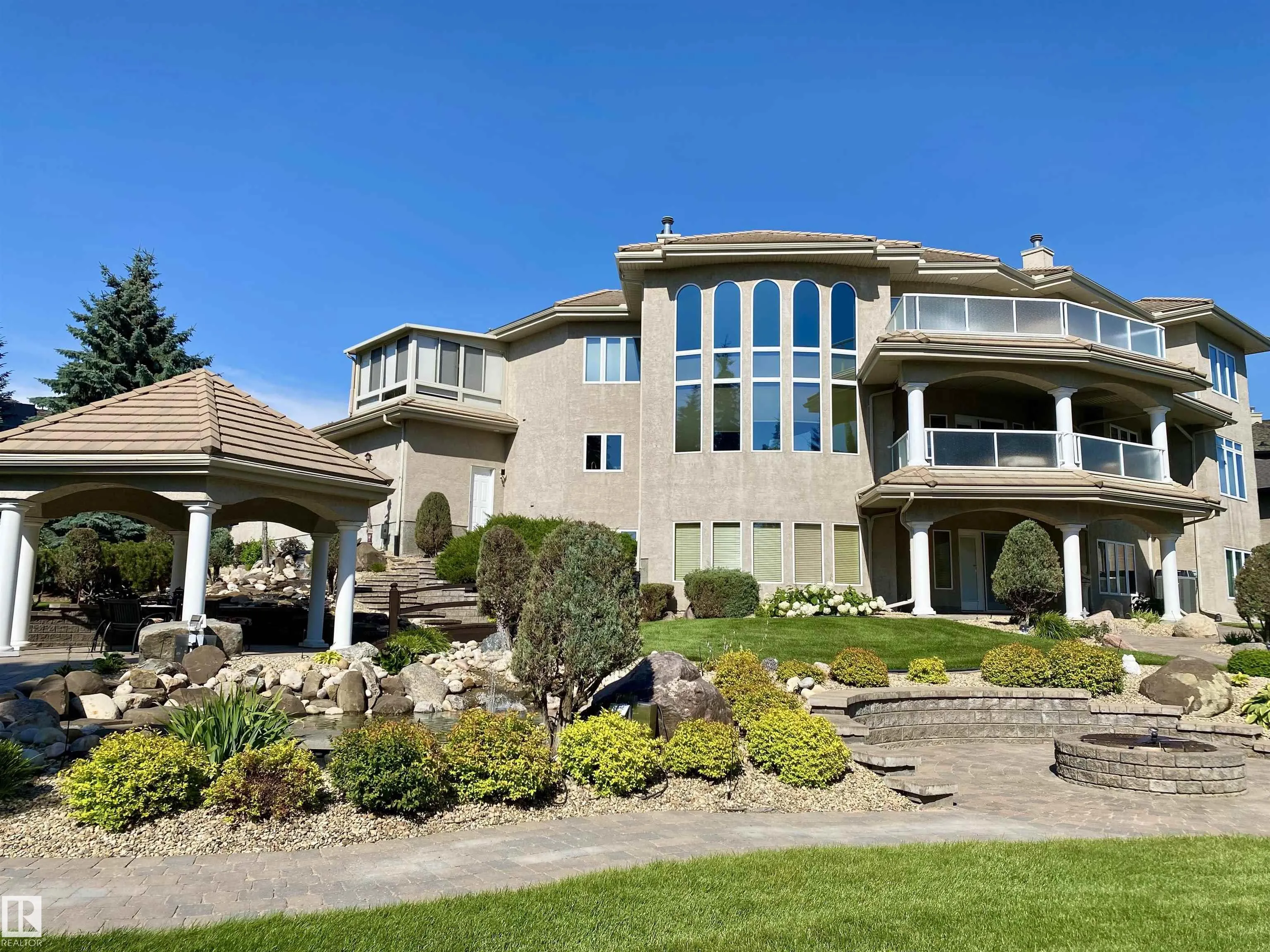 46 KINGSBURY Crescent