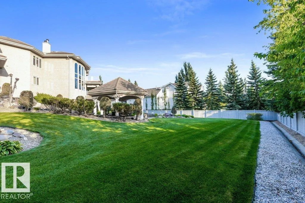 46 KINGSBURY Crescent